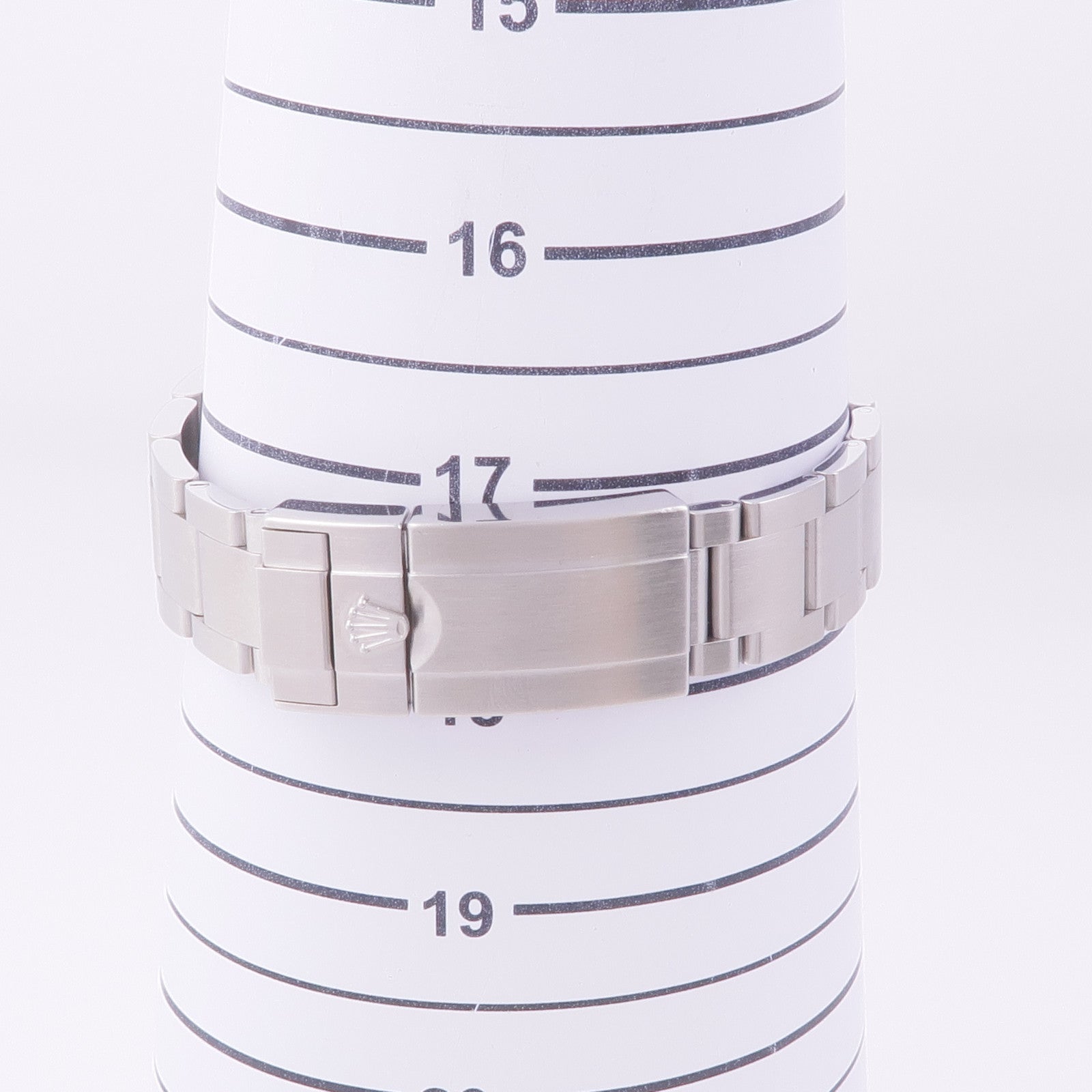 ROLEX Explorer II 216570
