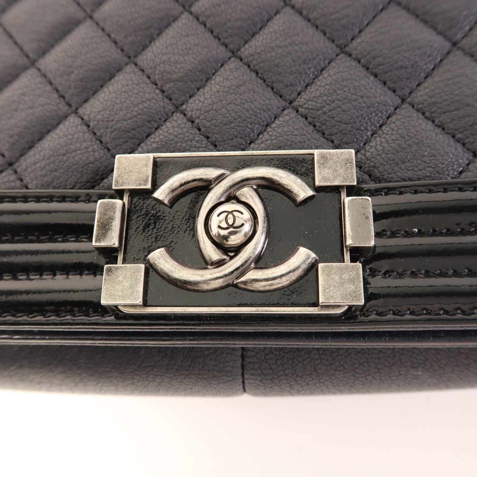 CHANEL CC Boy 28 Chain Shoulder Bag Calfskin Leather Black