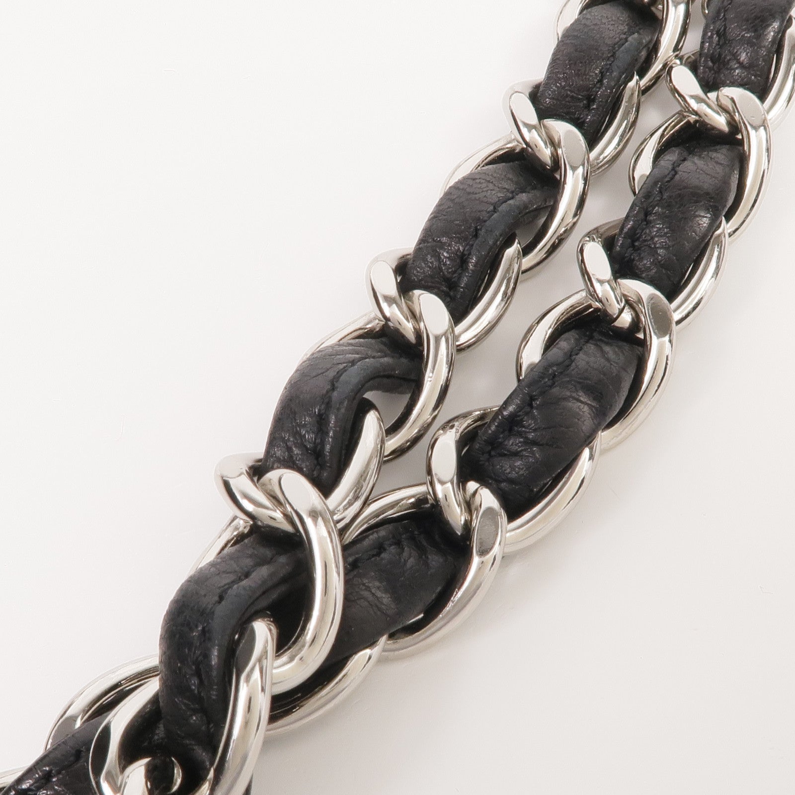 CHANEL 羊皮皮革Maxi Classic銀扣鏈帶肩背袋