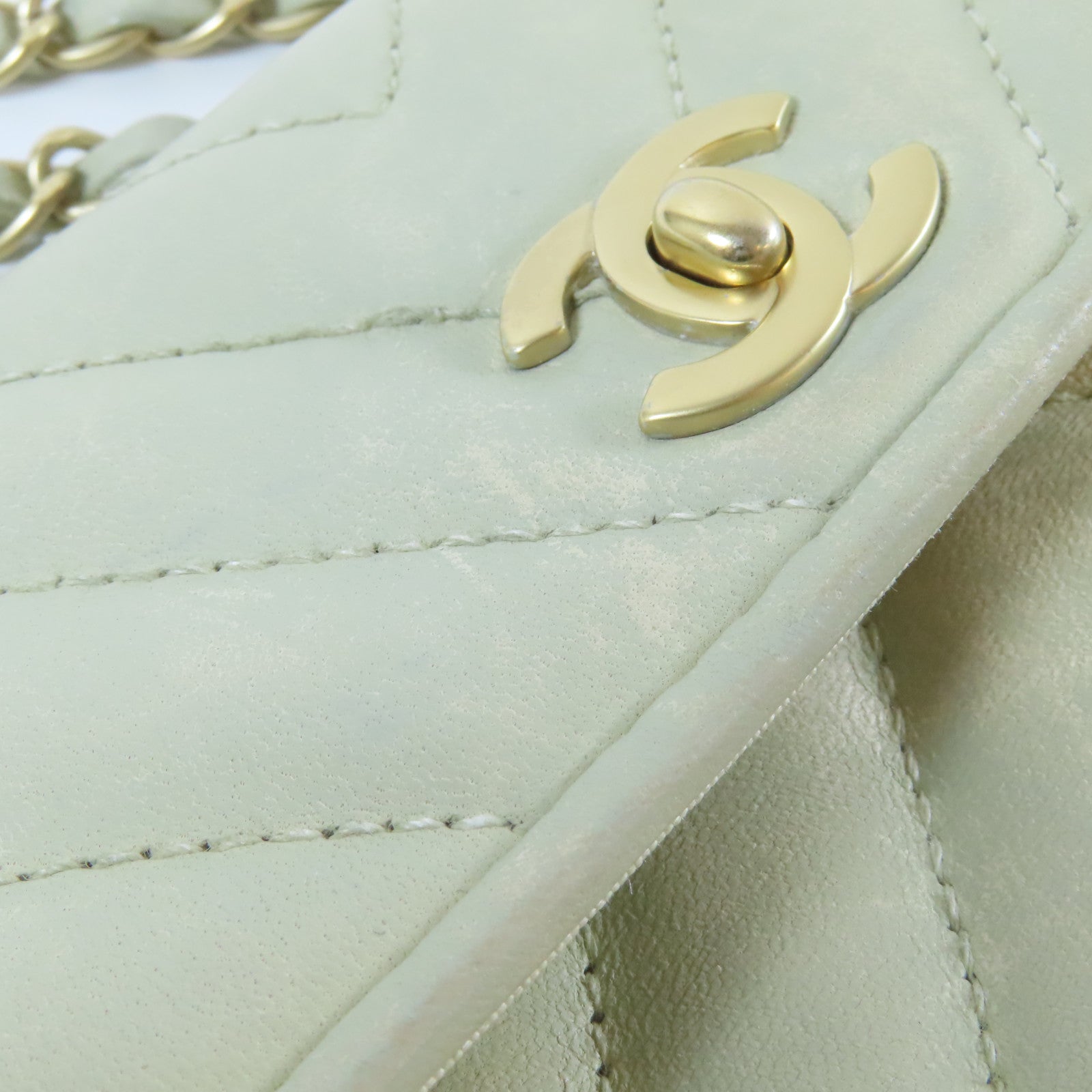 CHANEL **【激減優惠】牛皮皮革Chain Shoulder Bag金扣鏈帶肩背袋淺綠色