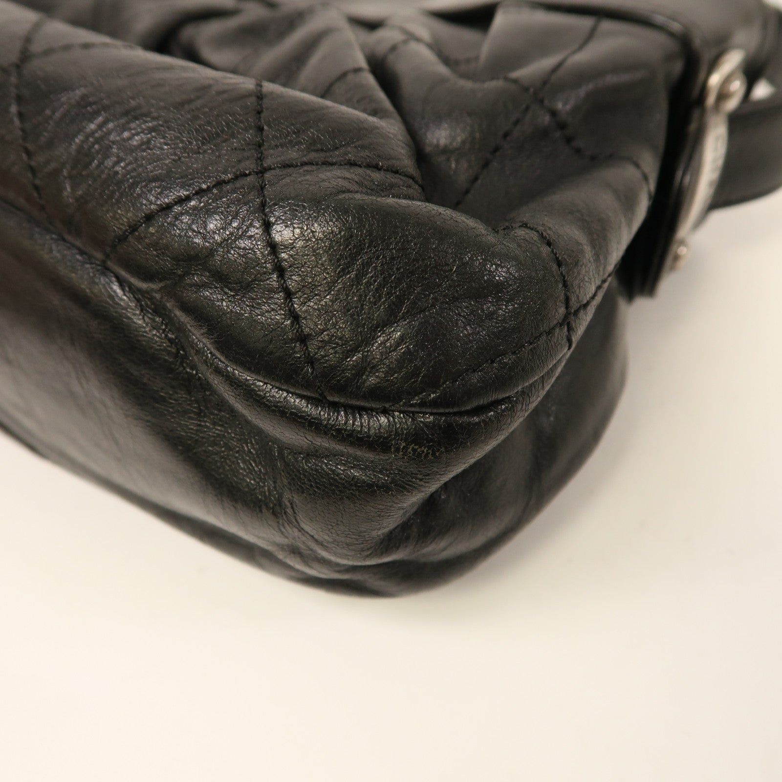 CHANEL 【激減優惠】牛皮皮革Shoulder Bag肩背袋黑色