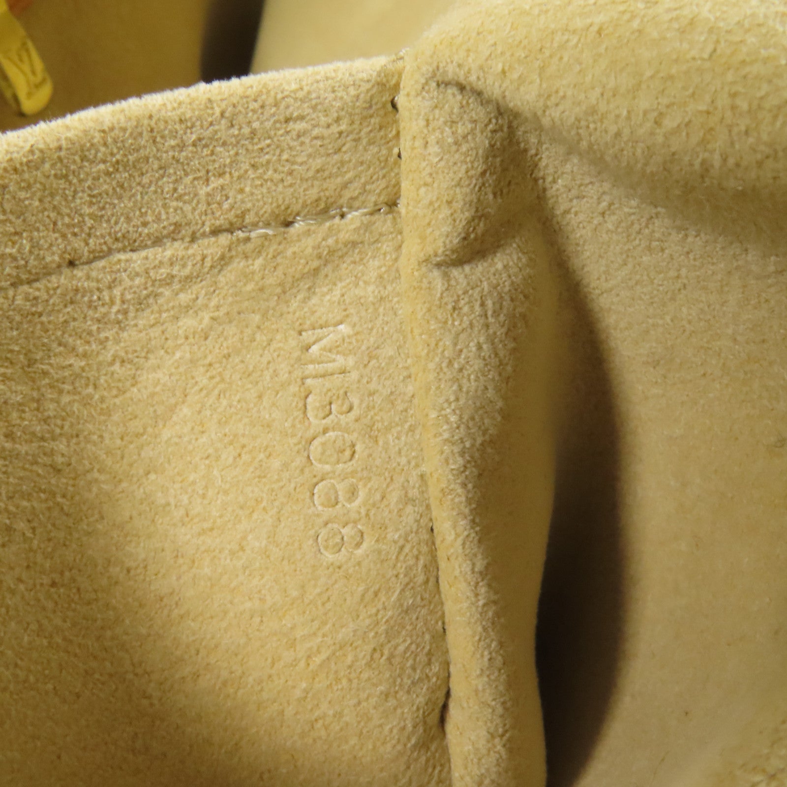 LOUIS VUITTON Damier Azur Hampstead PM金扣手挽袋