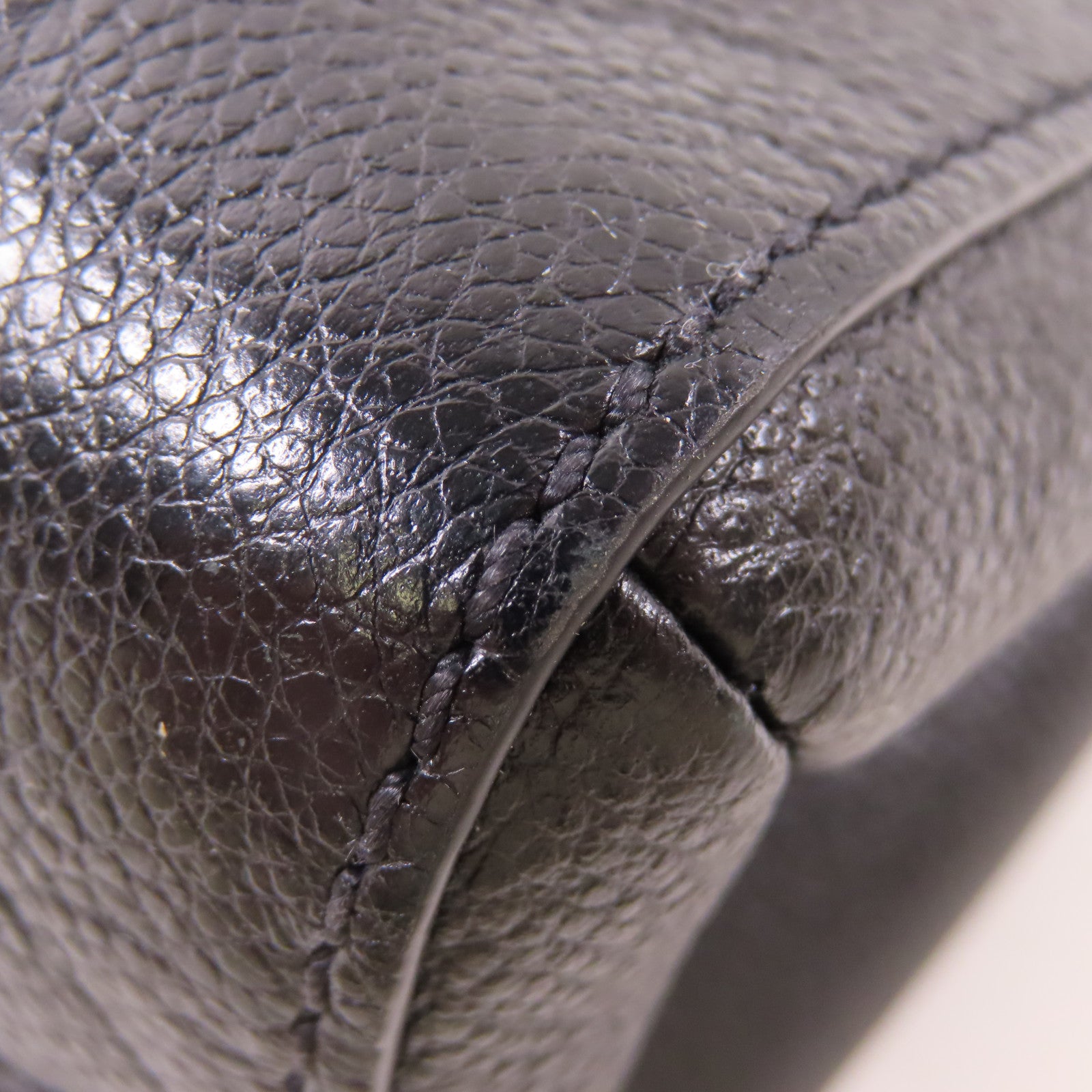 LOUIS VUITTON LV GHW Vavin PM Shoulder Bag M44151 Monogram Empreinte Black