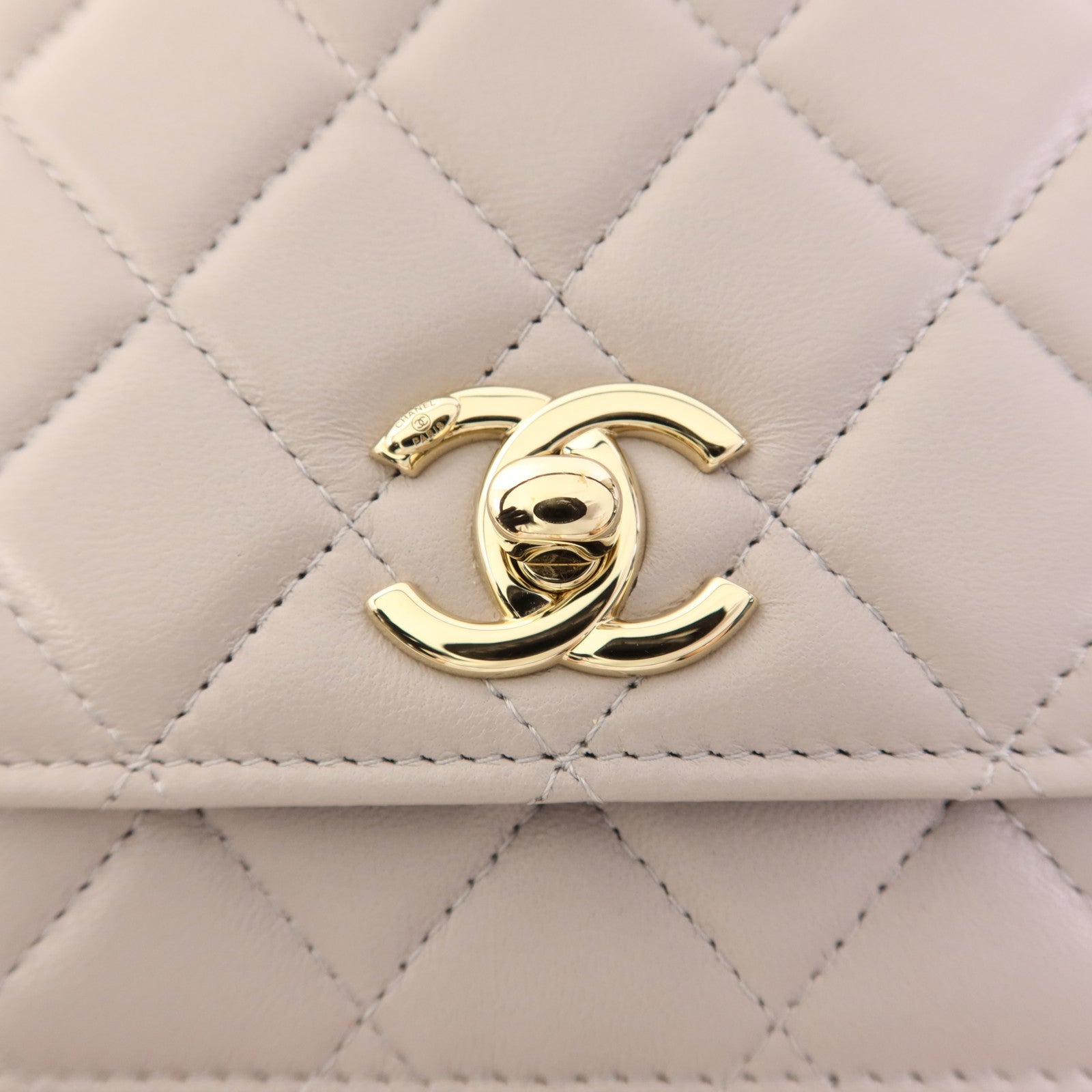CHANEL 羊皮皮革Trendy CC金扣鏈帶肩背袋