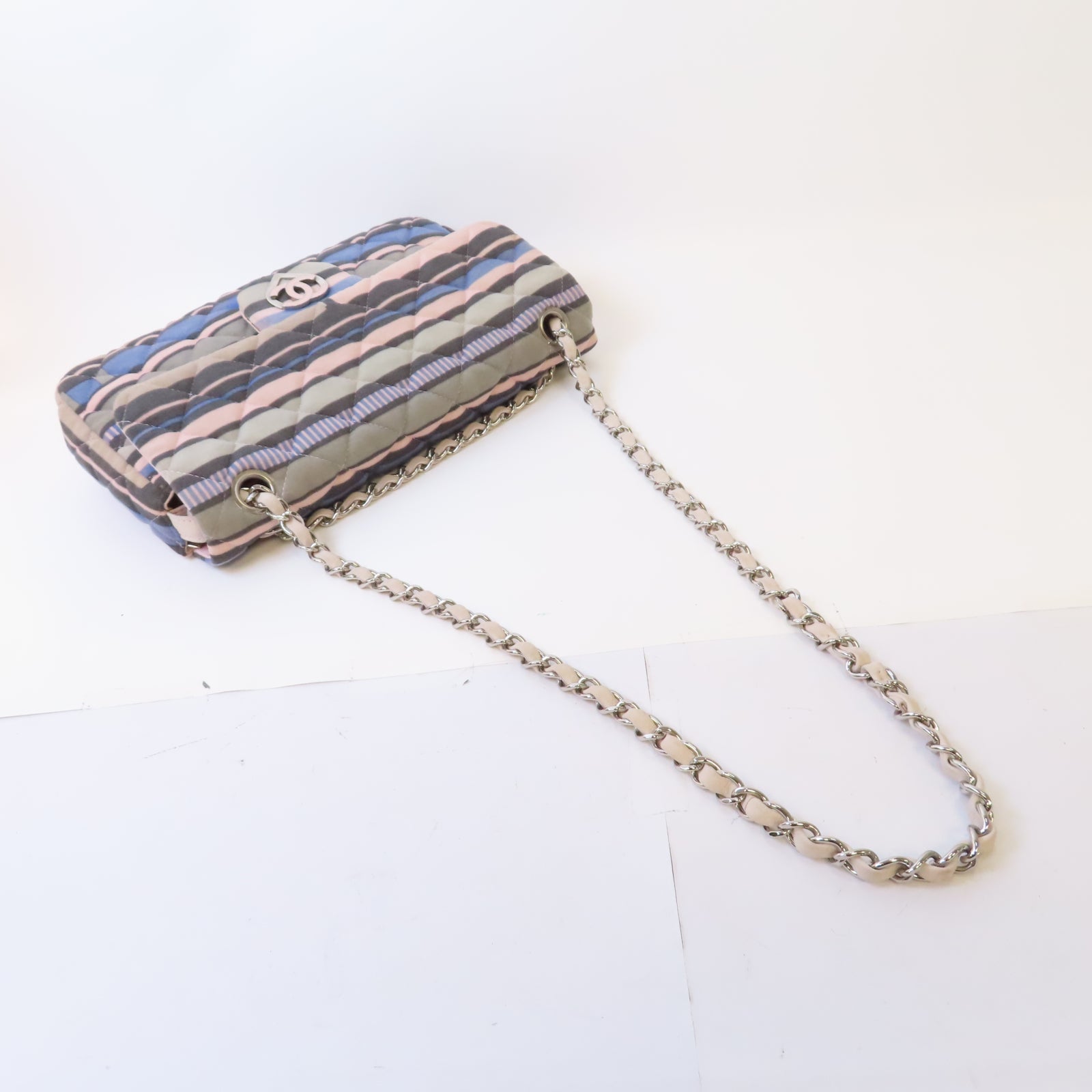 CHANEL 菱格布料Chain Shoulder銀扣鏈帶肩背袋彩色