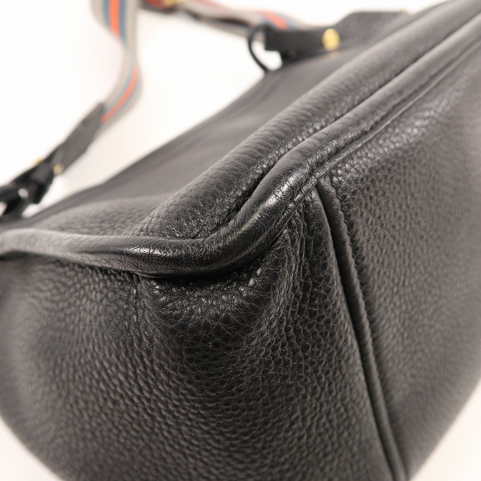 PRADA 牛皮皮革Shoulder Bag金扣肩背袋