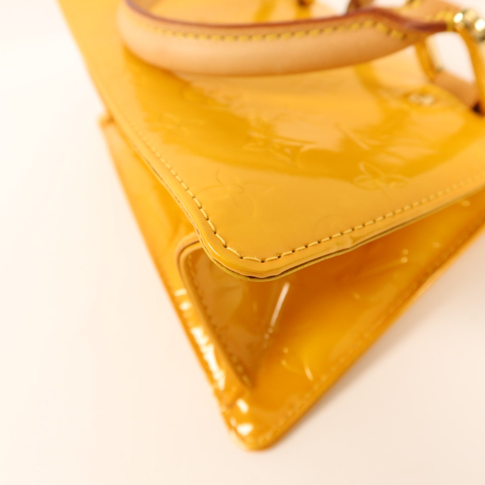 LOUIS VUITTON Monogram Vernis Mini Forsyth金扣手挽袋