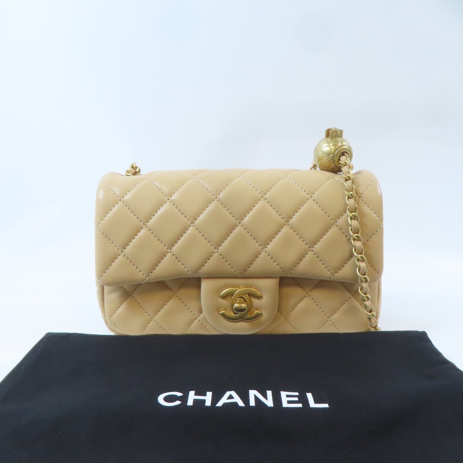 CHANEL 【激減優惠】菱格羊皮皮革Flap Bag金扣鏈帶肩背袋米色
