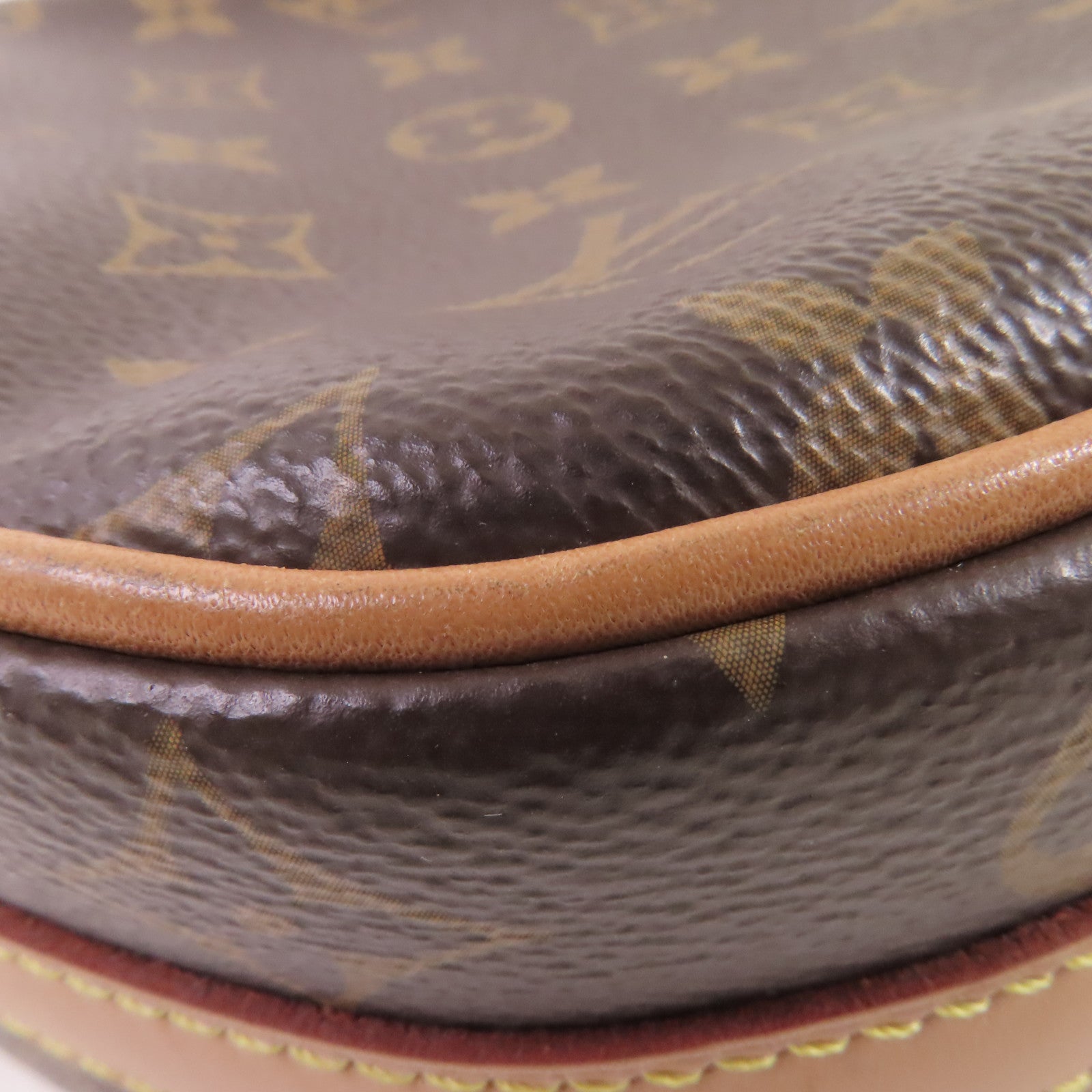 LOUIS VUITTON Monogram Boite Chapeau Souple Shoulder Bag金扣肩背袋啡色