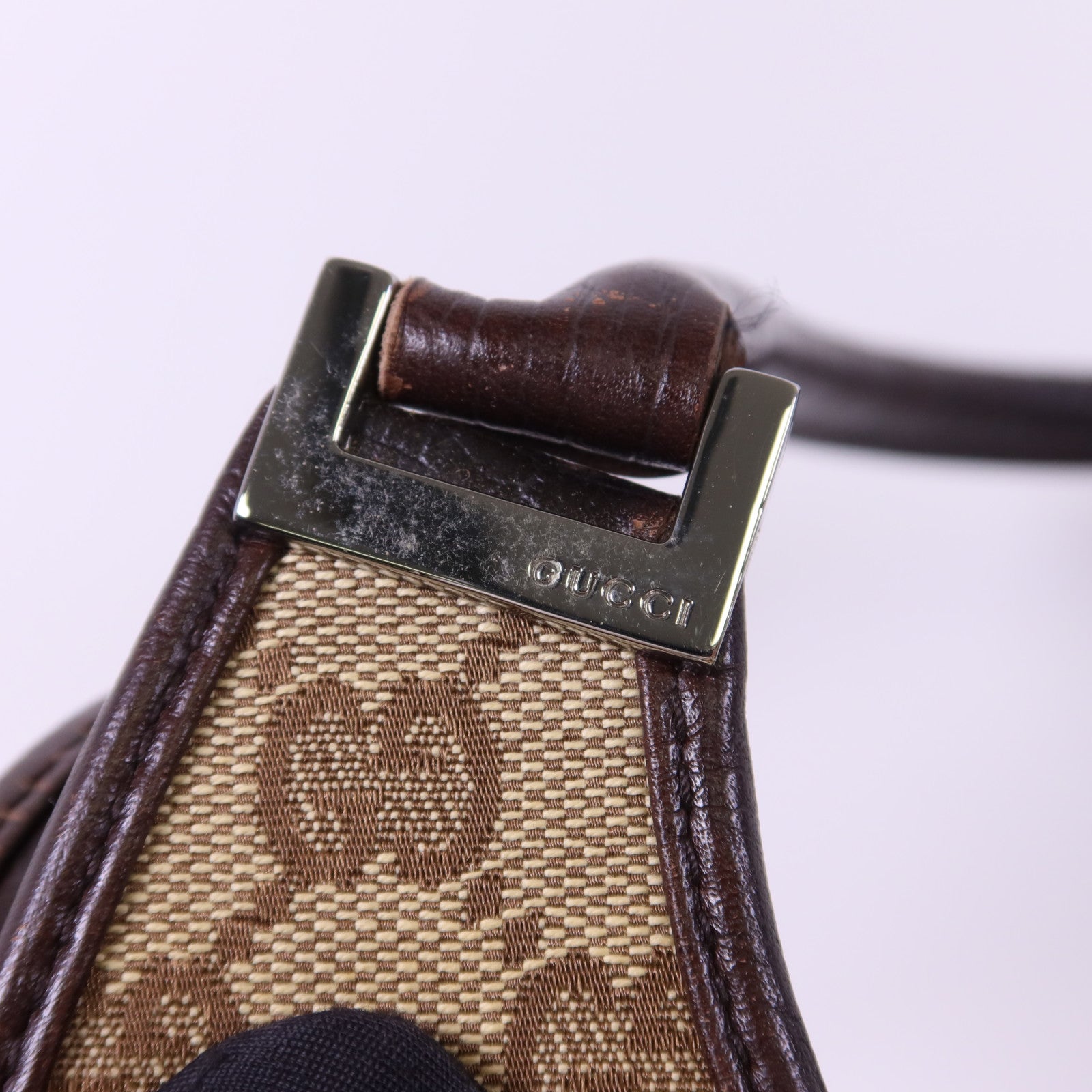 GUCCI 帆布Jackie銀扣肩背袋
