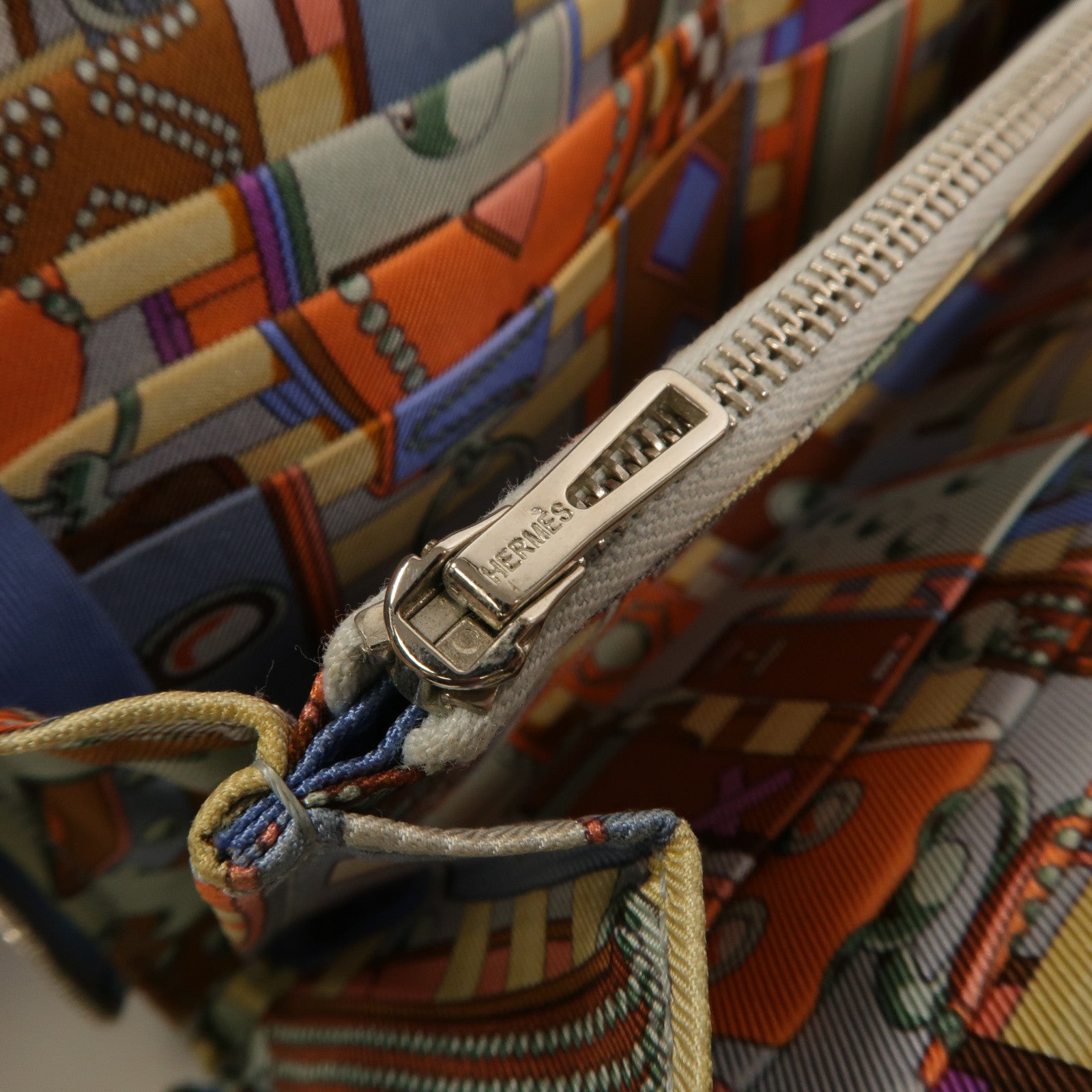 HERMES Epsom皮革Silk In Long Wallet長錢包Bleu Paradis
