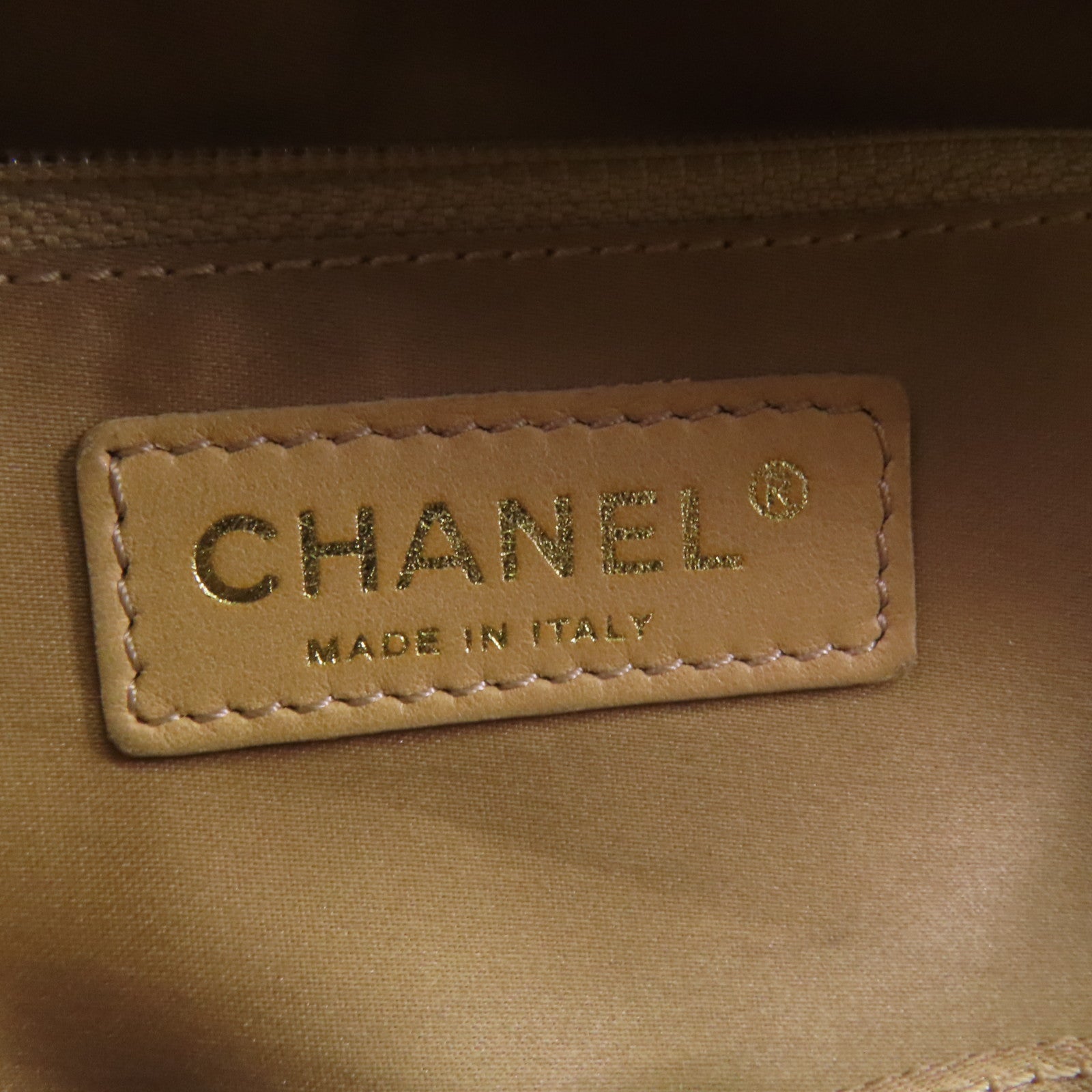 CHANEL 羊皮皮革Chain Shoulder金扣鏈帶肩背袋