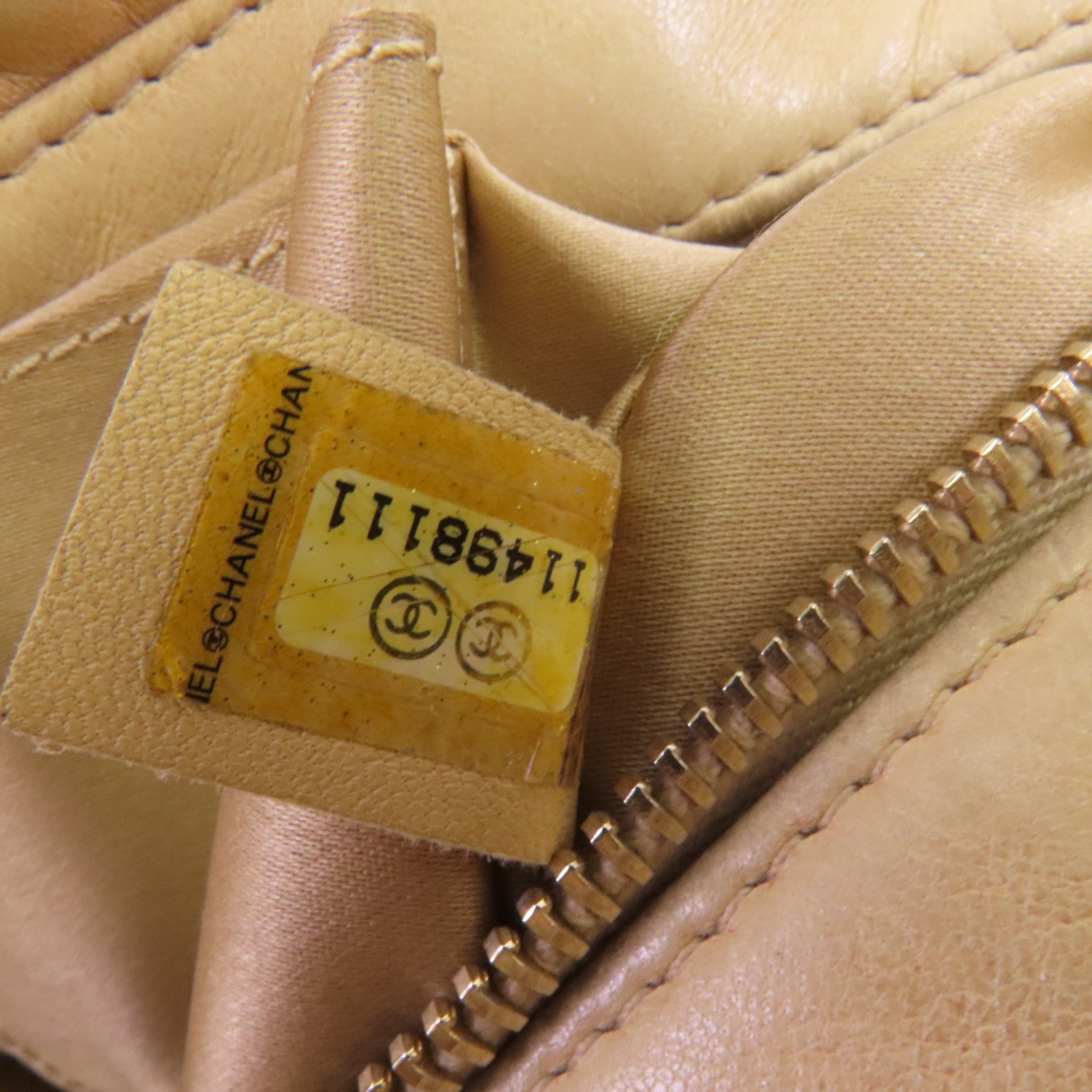 CHANEL 羊皮皮革Chain Shoulder金扣鏈帶肩背袋