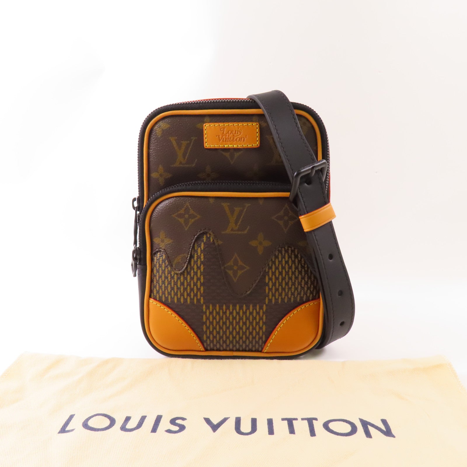 LOUIS VUITTON Monogram/Damier Amazone Nigo肩背袋