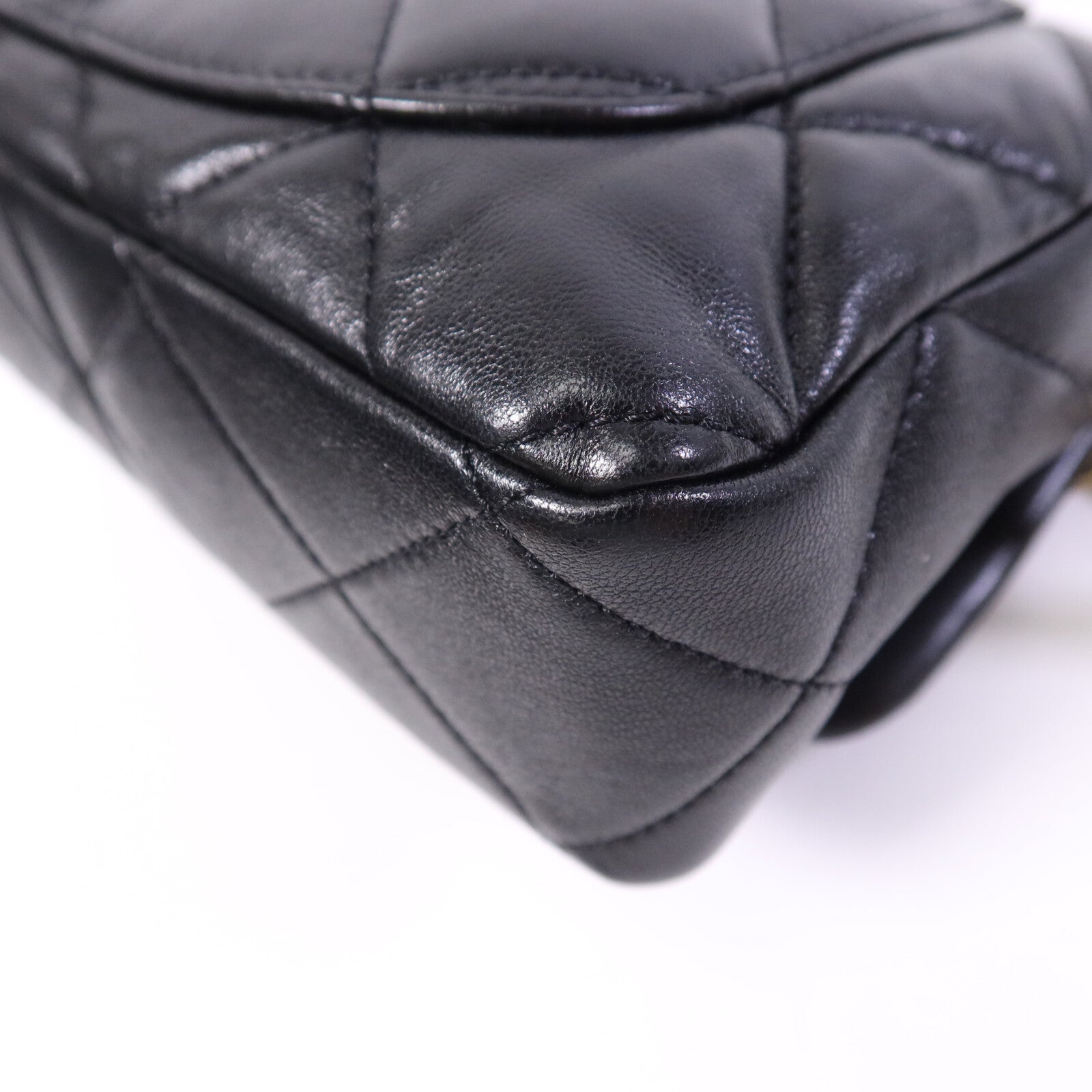 CHANEL 羊皮皮革Chain Shoulder金扣鏈帶肩背袋