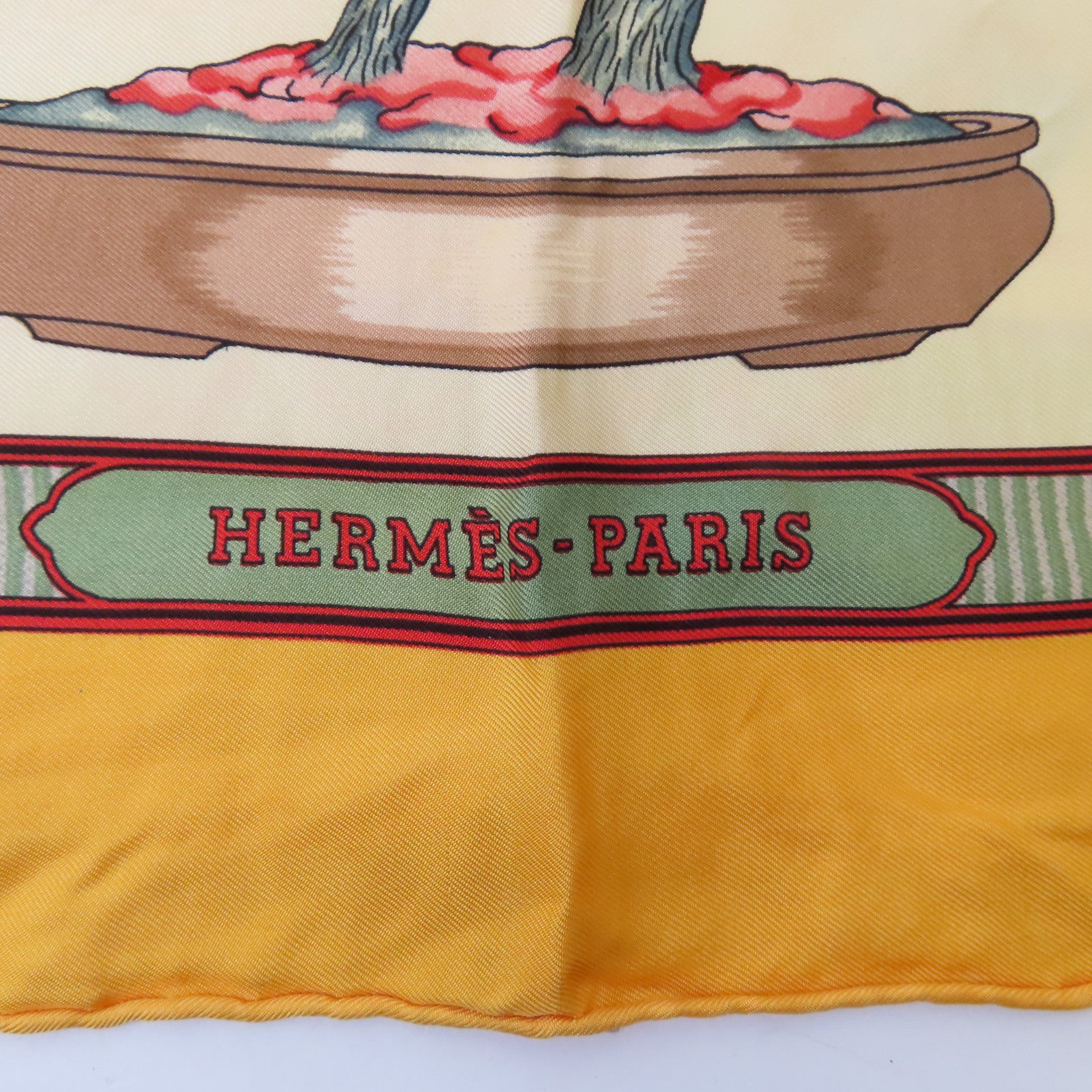 HERMES 絲質Scarf絲巾黃色