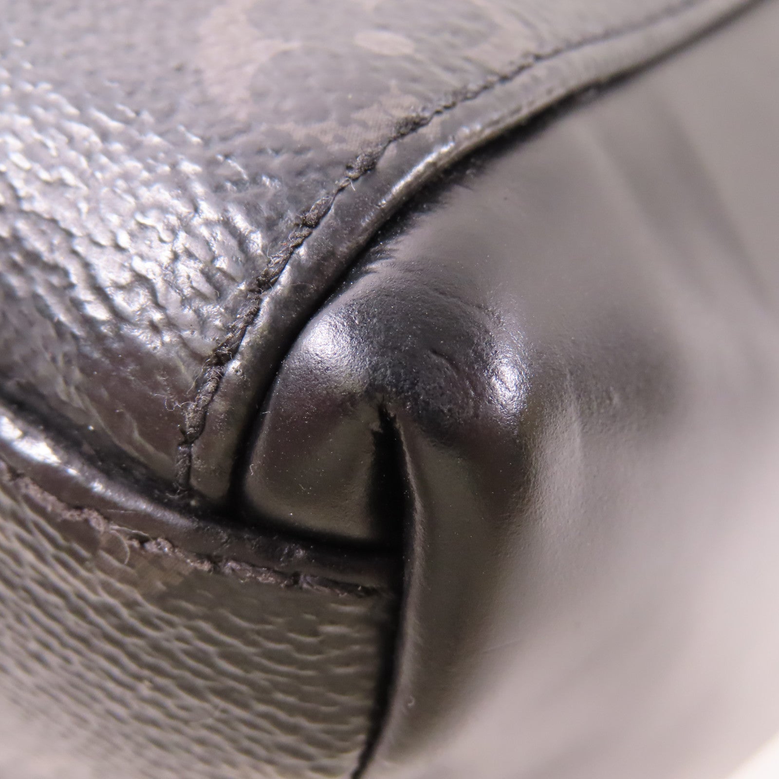 LOUIS VUITTON LV Messenger PM Voyager Shoulder Bag M40511 Monogram Eclipse Black