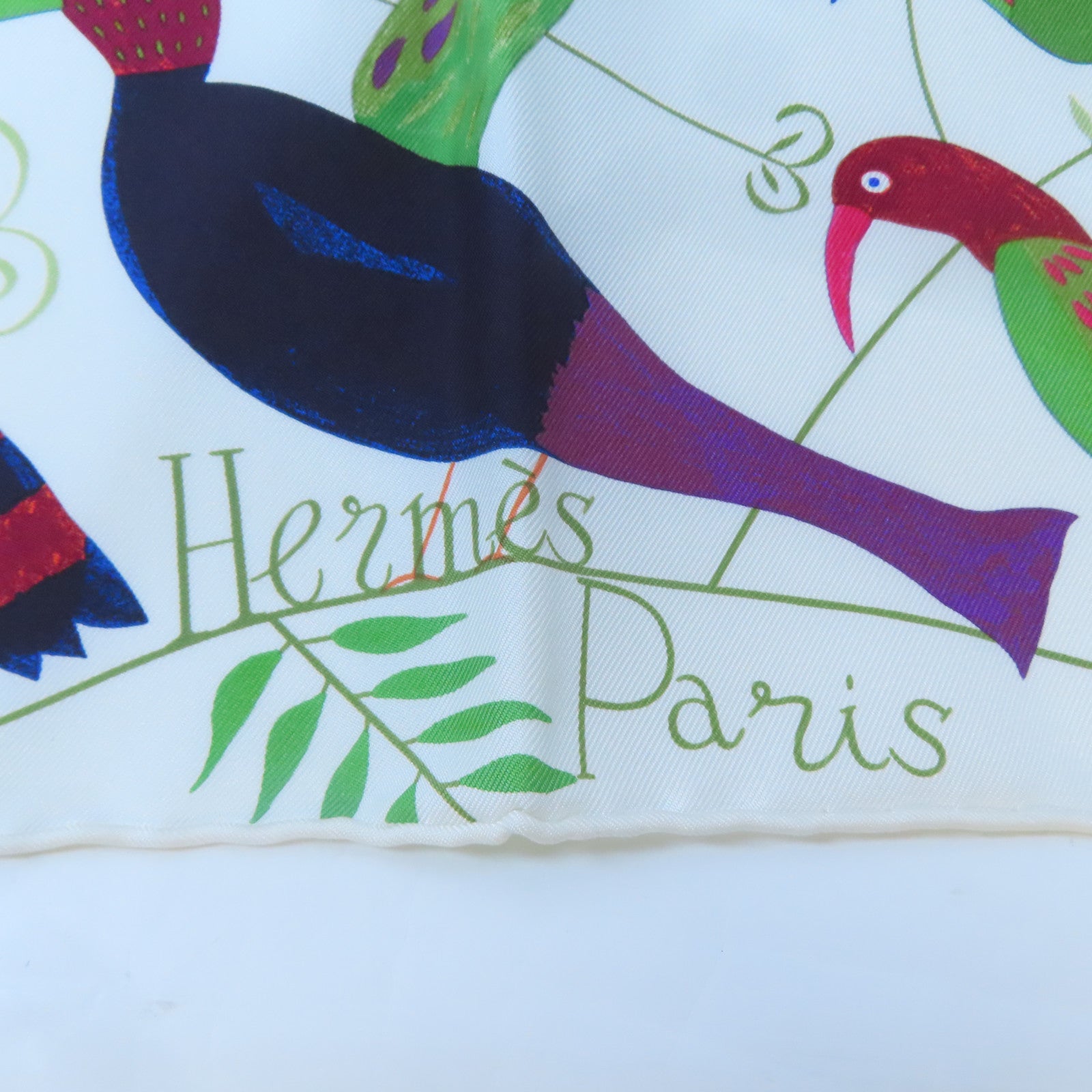 HERMES 絲質Carre 90 Scarf絲巾白色/綠色/桃紅色