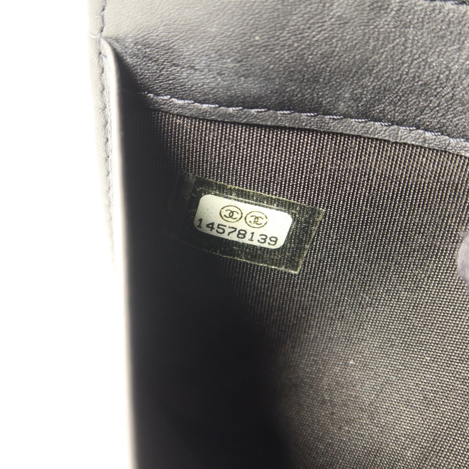 CHANEL 漆皮皮革Long Bifold Wallet銀扣長錢包