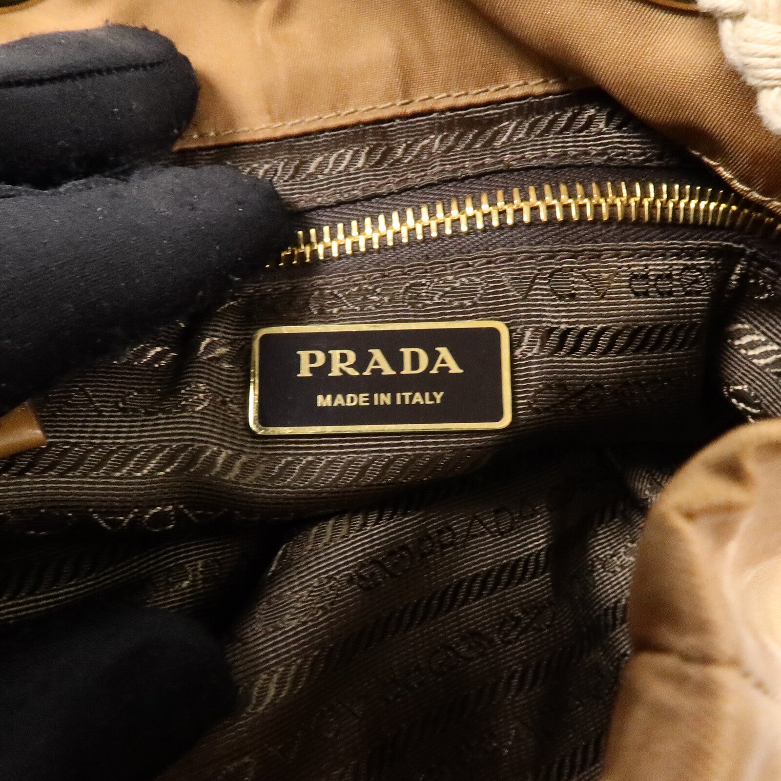PRADA 尼龍Mariner Re-Nylon肩背袋