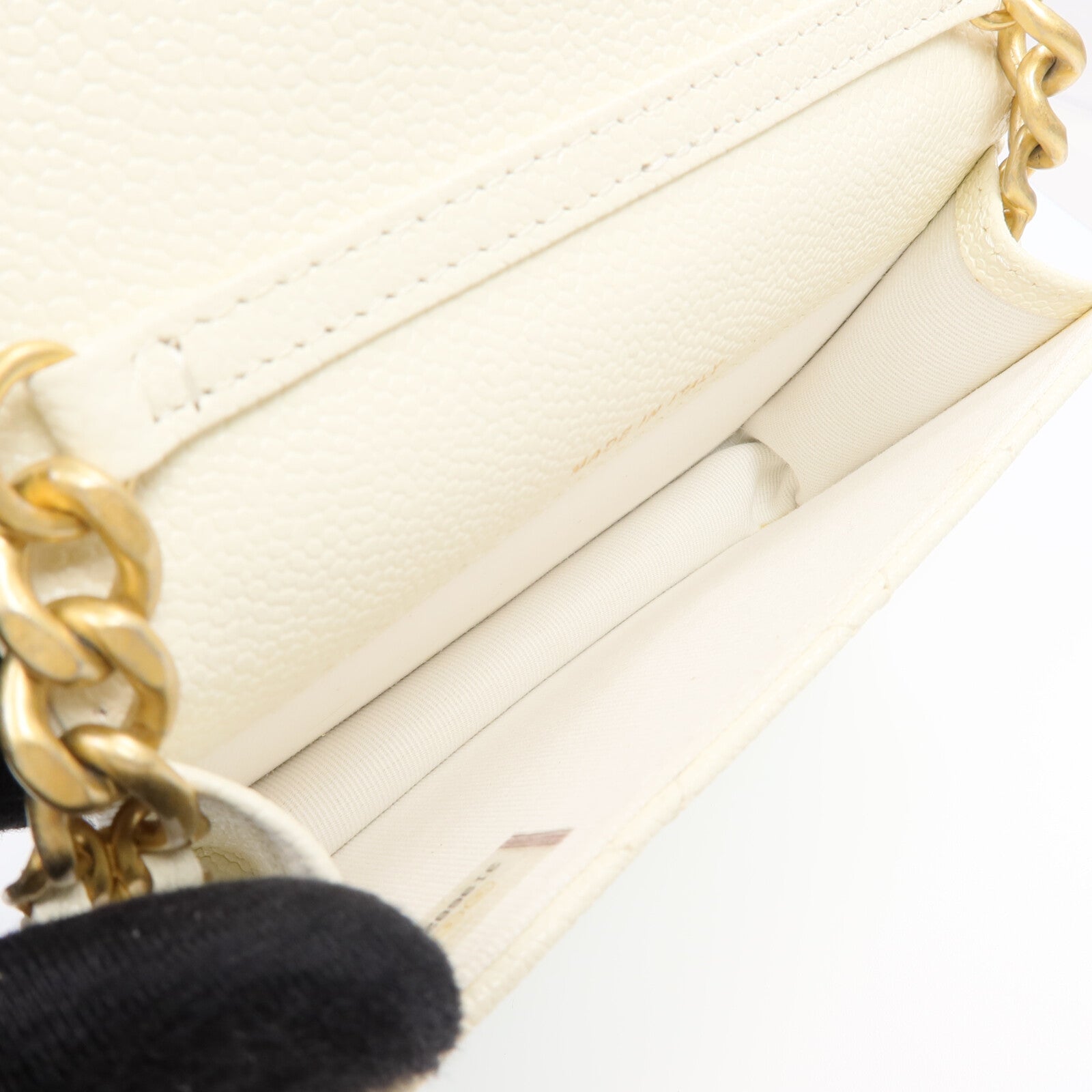CHANEL 牛皮皮革Chain Shoulder金扣鏈帶肩背袋