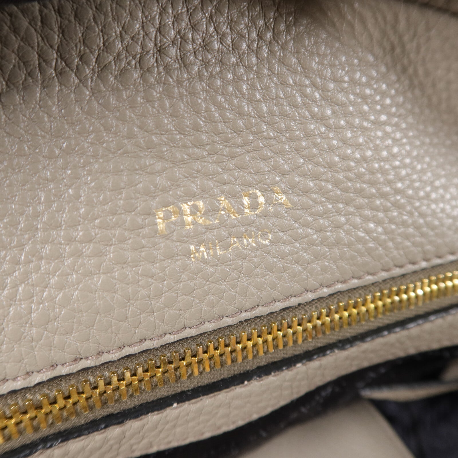 PRADA 牛皮皮革Nero Vitello Daino Bag手挽肩背兩用袋