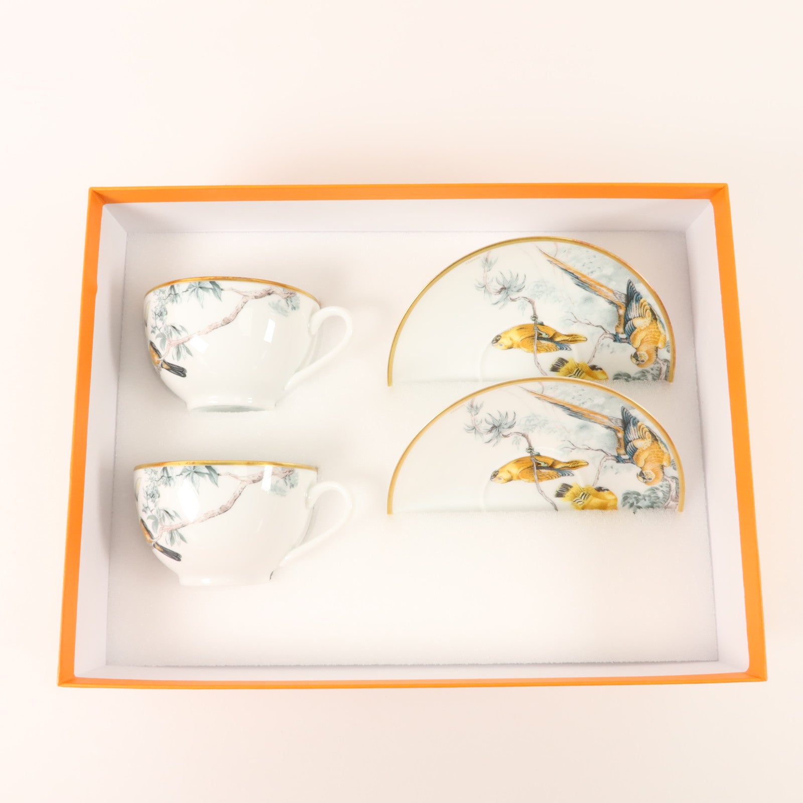 HERMES 瓷器Carnets d'Equateur Teacup and Saucer茶杯和茶碟