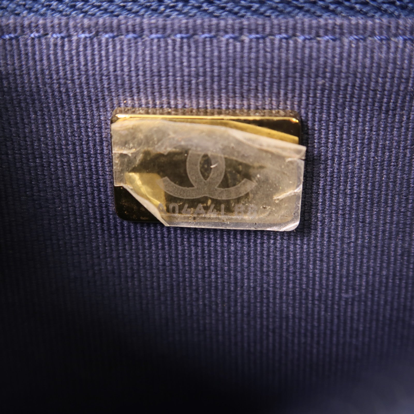 CHANEL 牛皮皮革WOC Wallet On Chain金扣鏈帶肩背袋