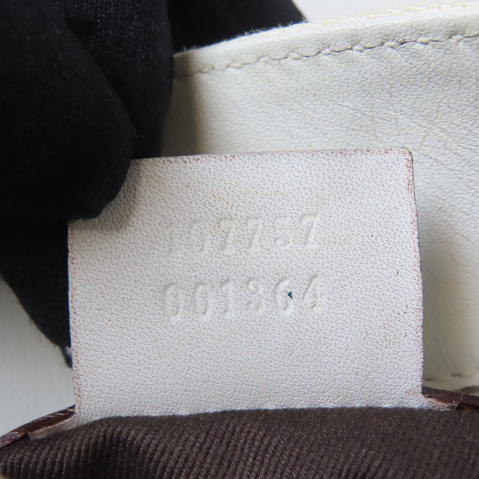GUCCI 【激減優惠】帆布Hand Bag銀扣手挽袋白色