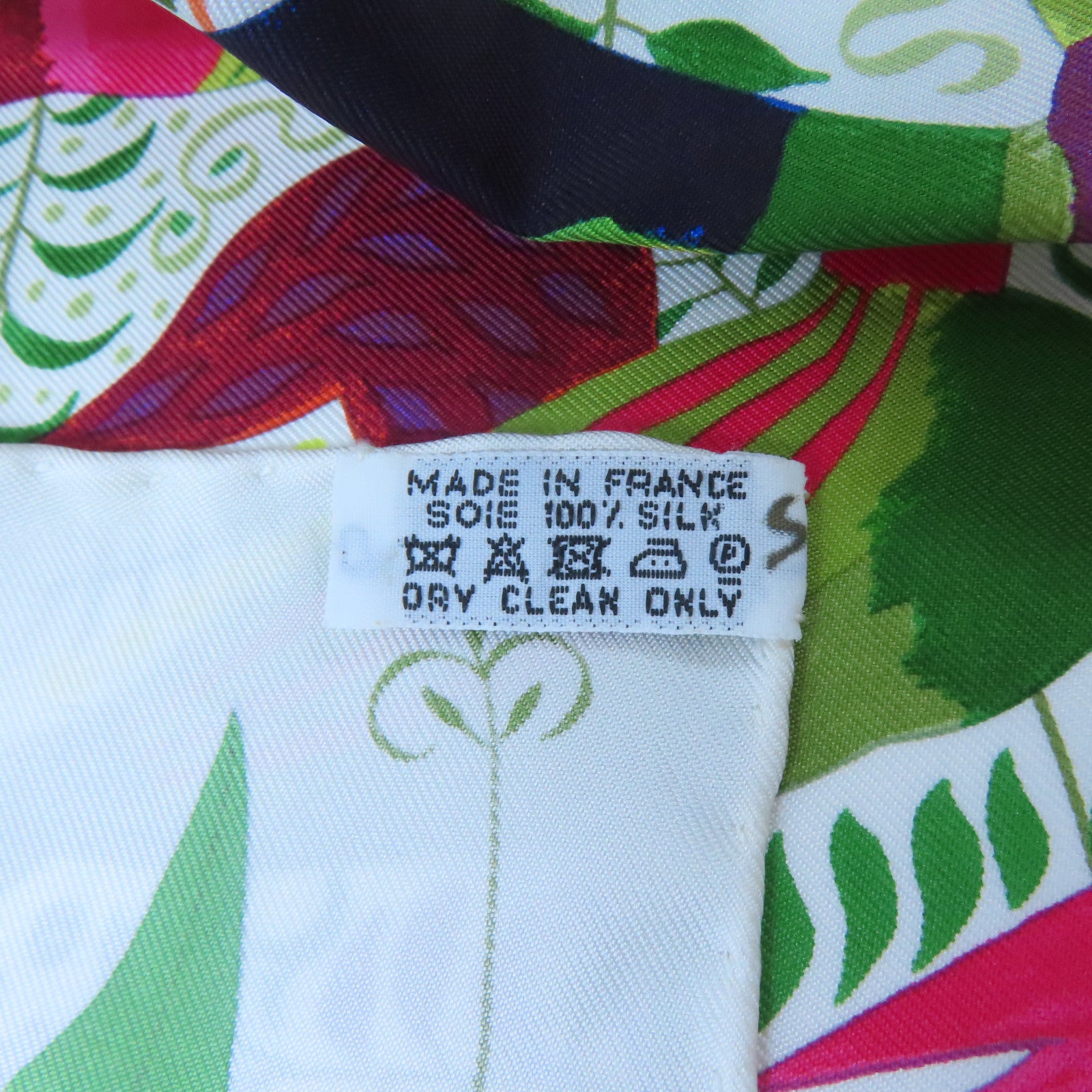 HERMES 絲質Carre 90 Scarf絲巾白色/綠色/桃紅色