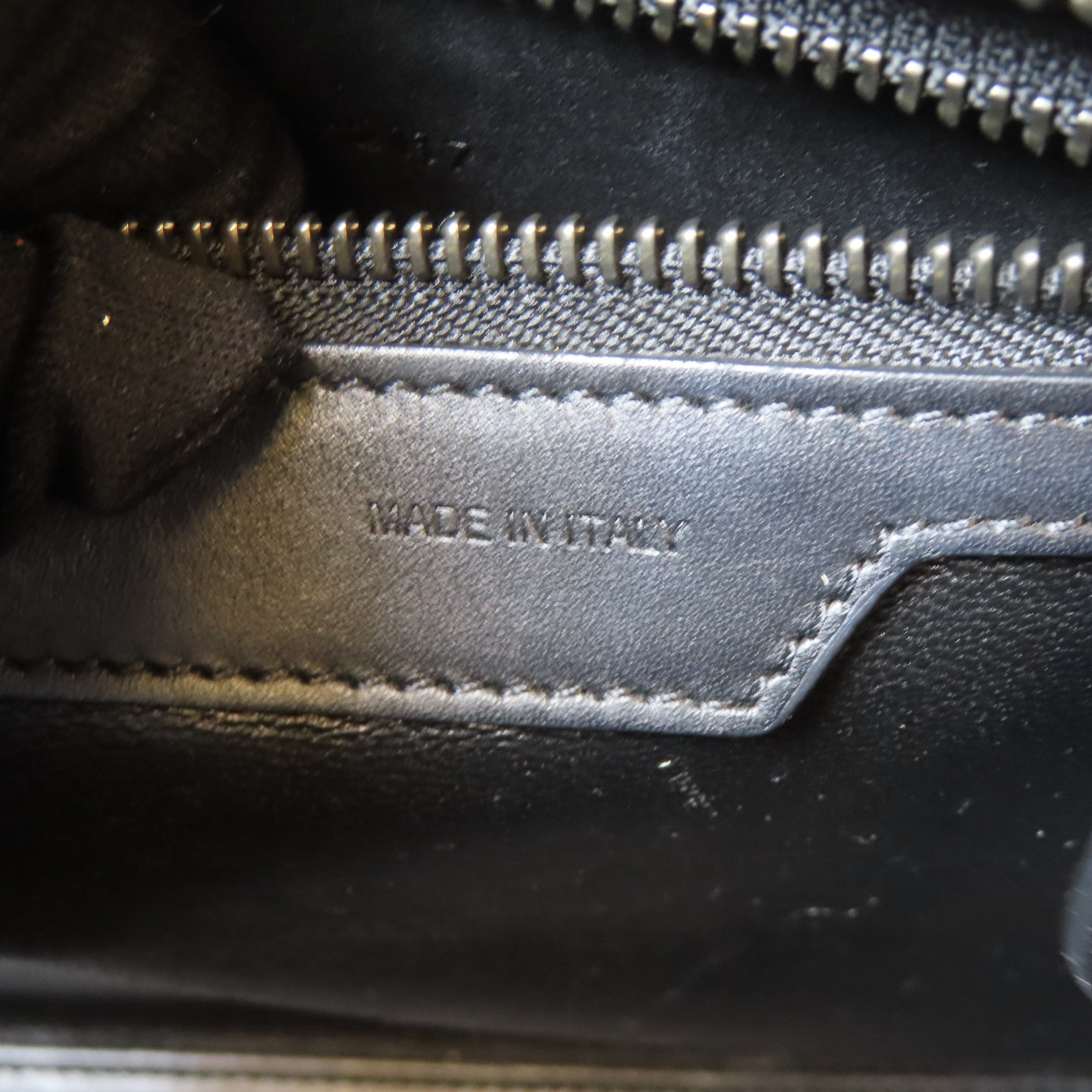 CELINE 牛皮皮革Micro Luggage銀扣手挽袋黑色/綠色