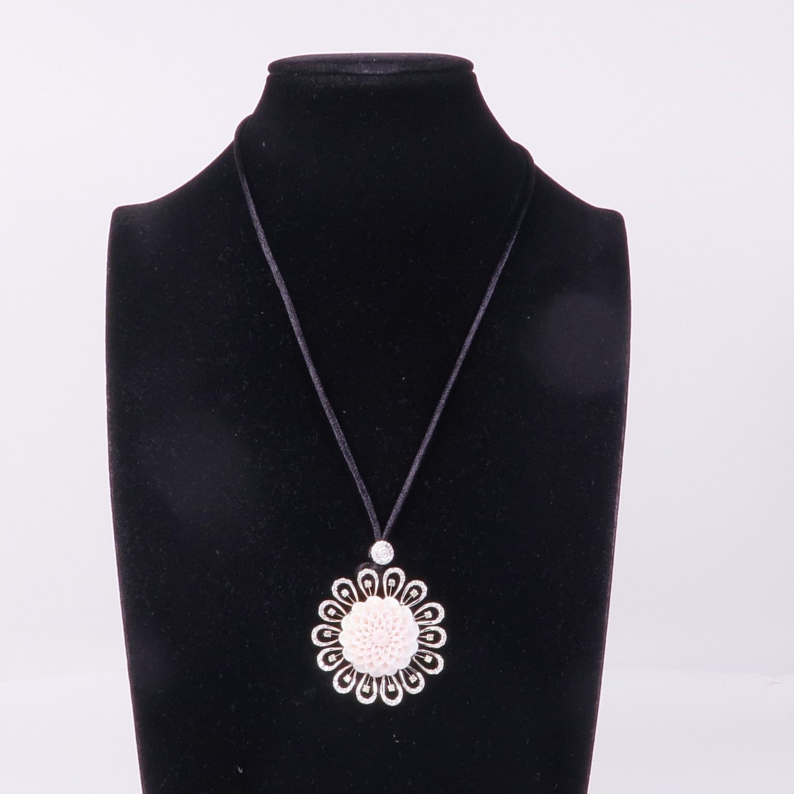 JEWELRY 【激減優惠】18K白金Coral Diamond Necklace珊瑚/鑽石項鍊