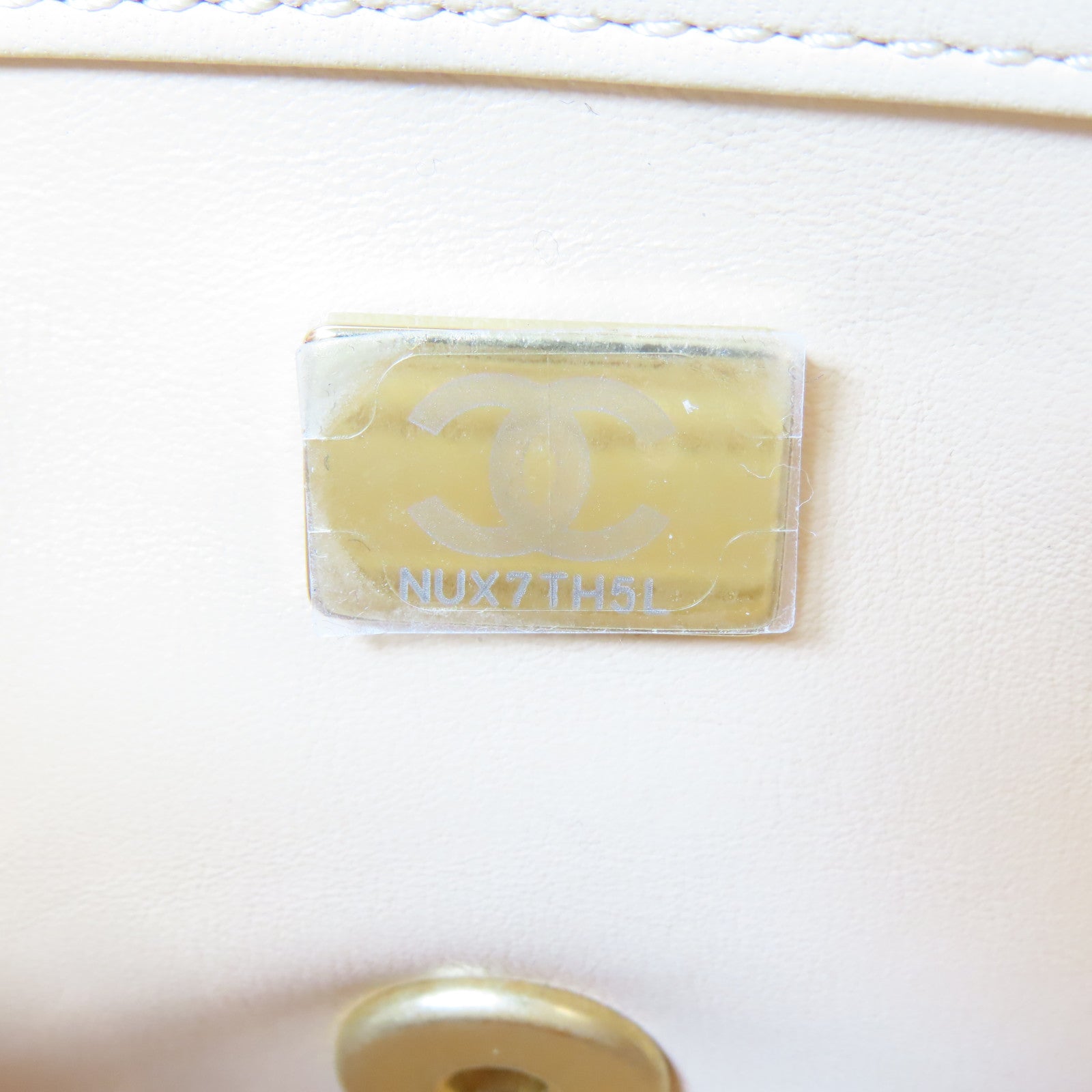 CHANEL 【激減優惠】菱格羊皮皮革Flap Bag金扣鏈帶肩背袋米色
