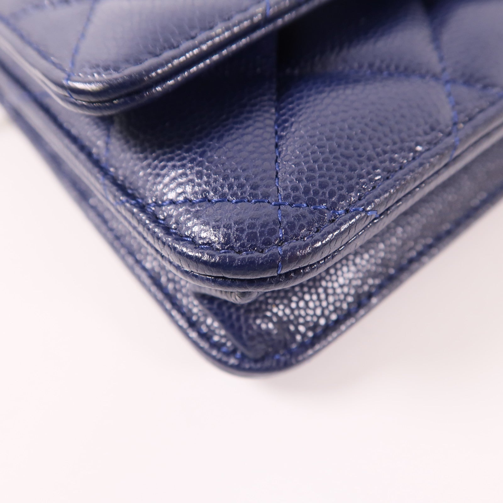 CHANEL 牛皮皮革WOC Wallet On Chain金扣鏈帶肩背袋