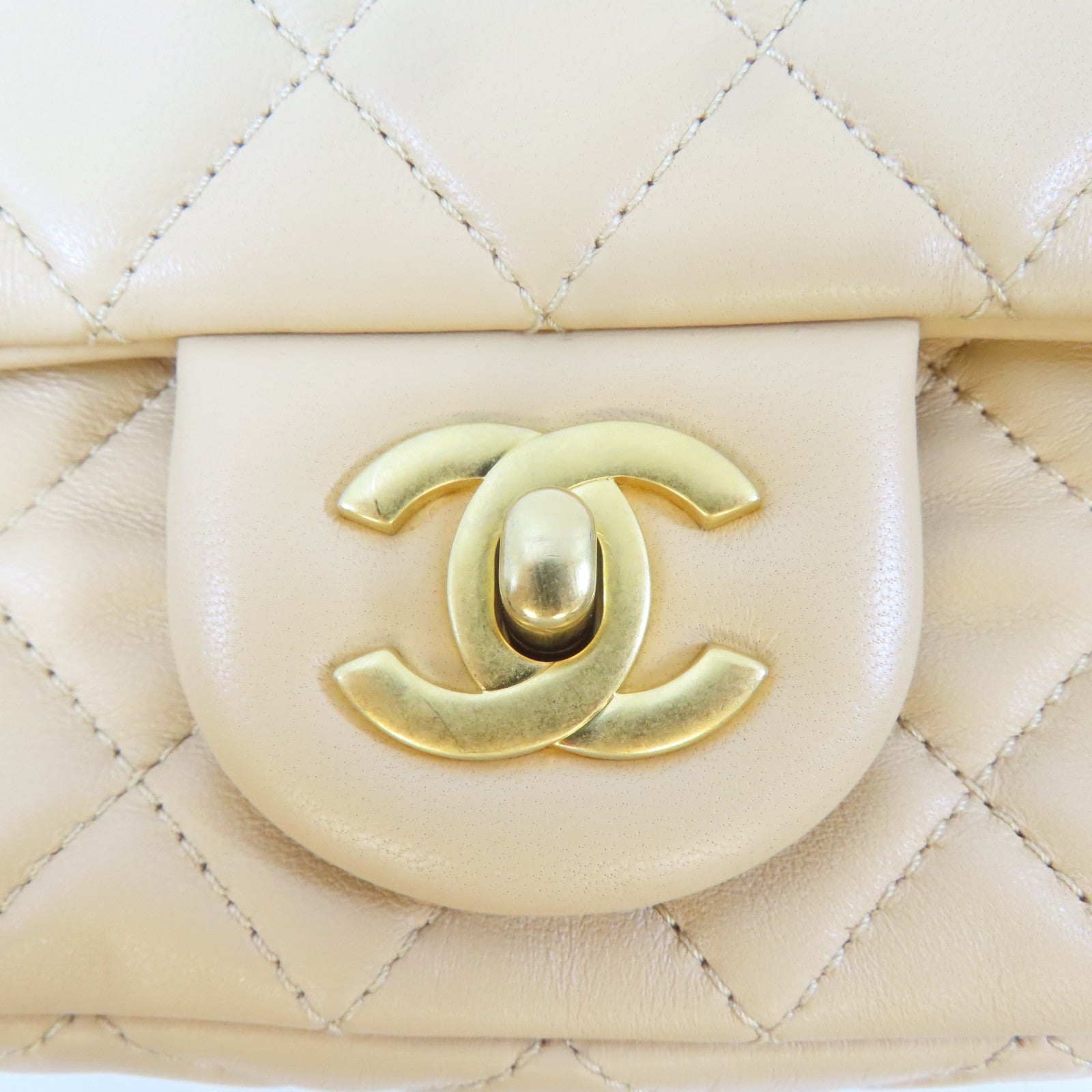 CHANEL 【激減優惠】菱格羊皮皮革Flap Bag金扣鏈帶肩背袋米色
