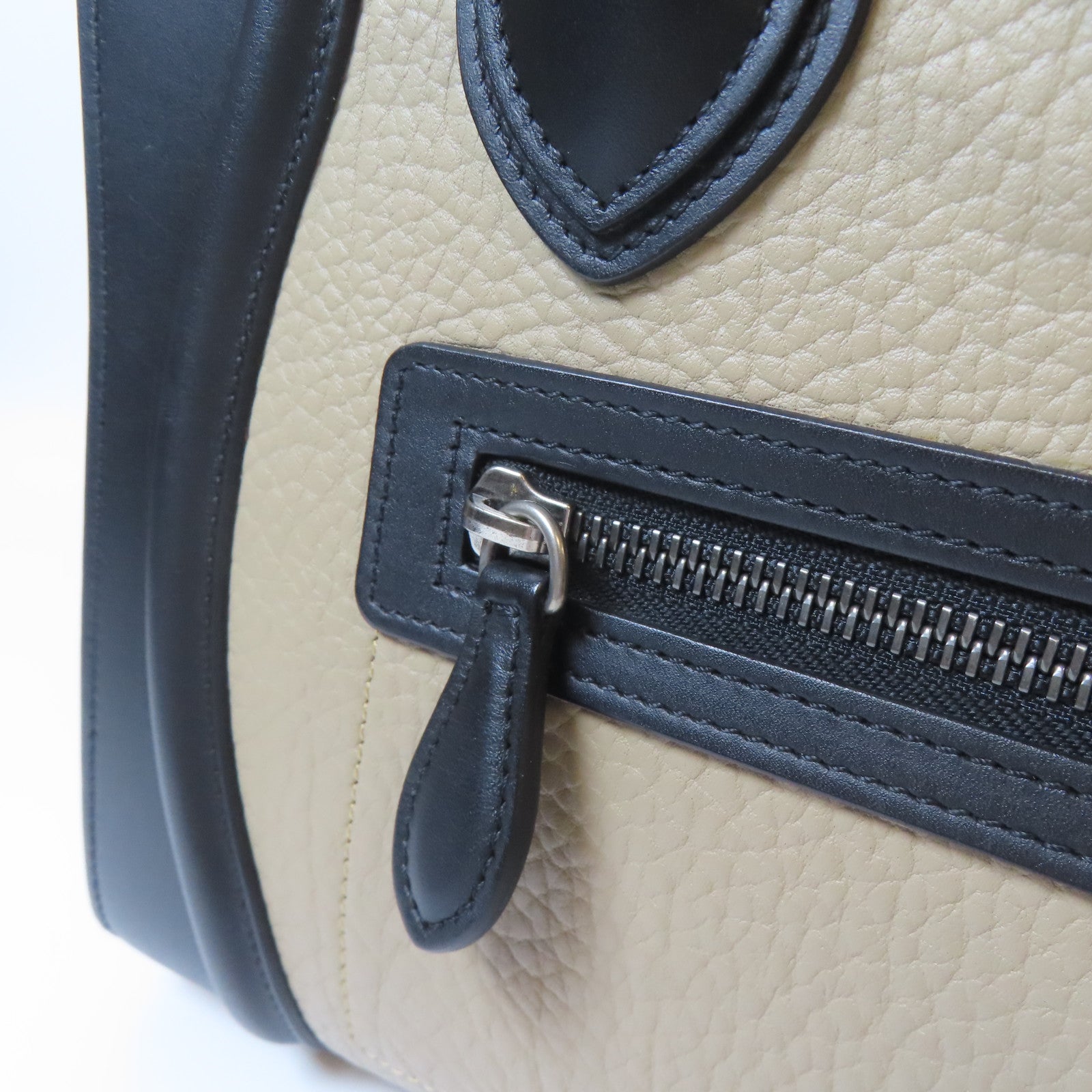 CELINE 牛皮皮革Micro Luggage銀扣手挽袋黑色/綠色