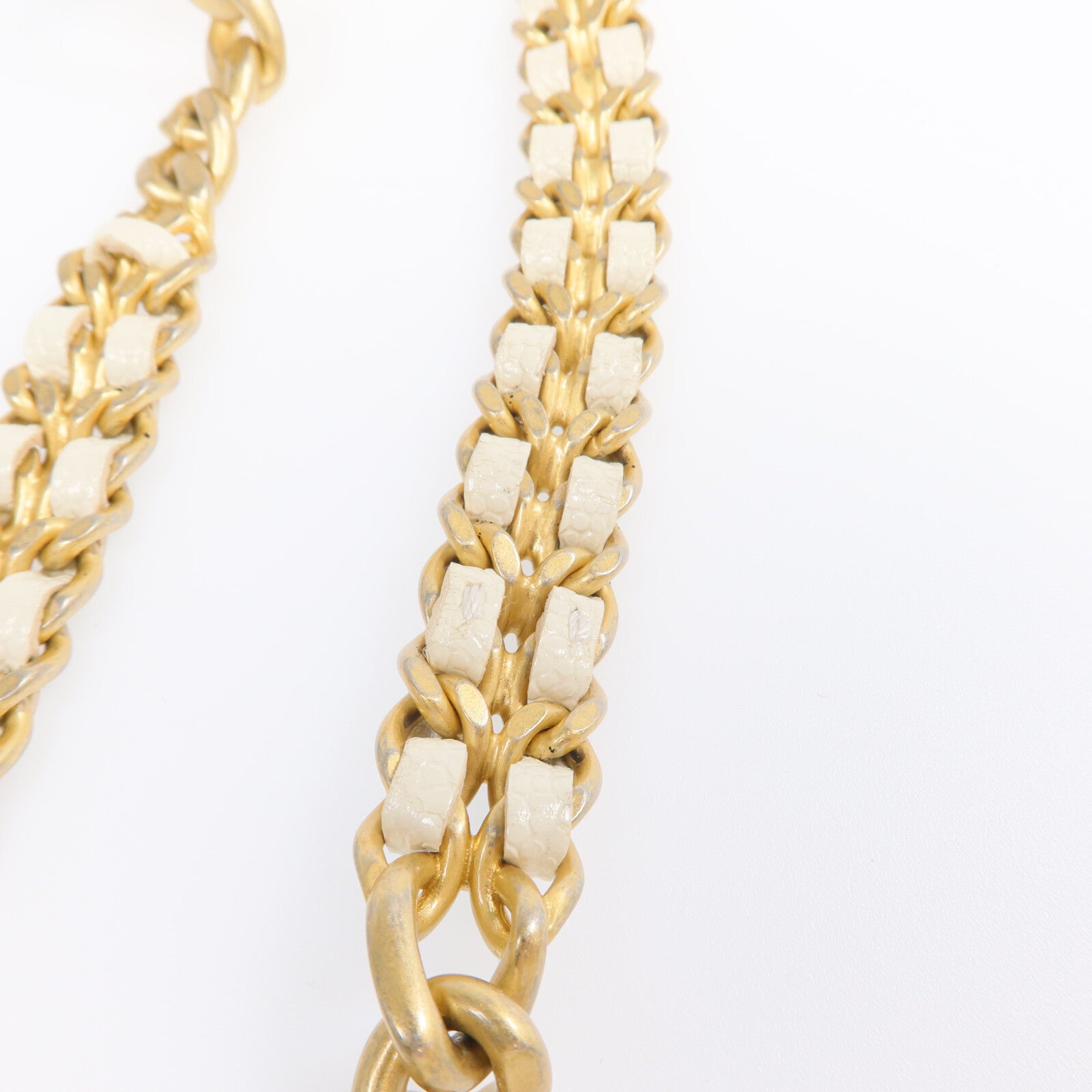 CHANEL 牛皮皮革Chain Shoulder金扣鏈帶肩背袋