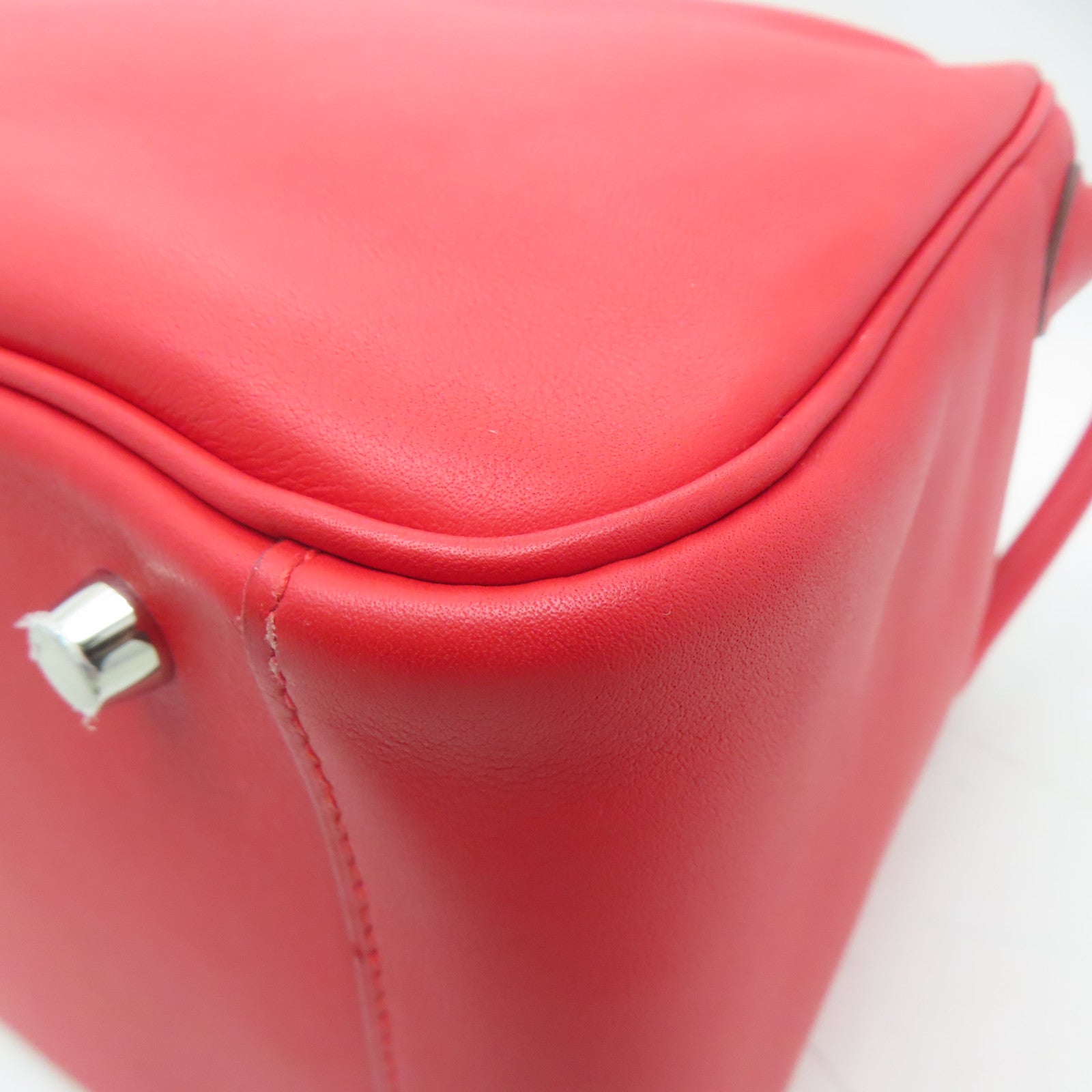 HERMES **【清倉大減價】Swift皮革Lindy 30銀扣手挽肩背兩用袋Rouge de Coeur心紅色