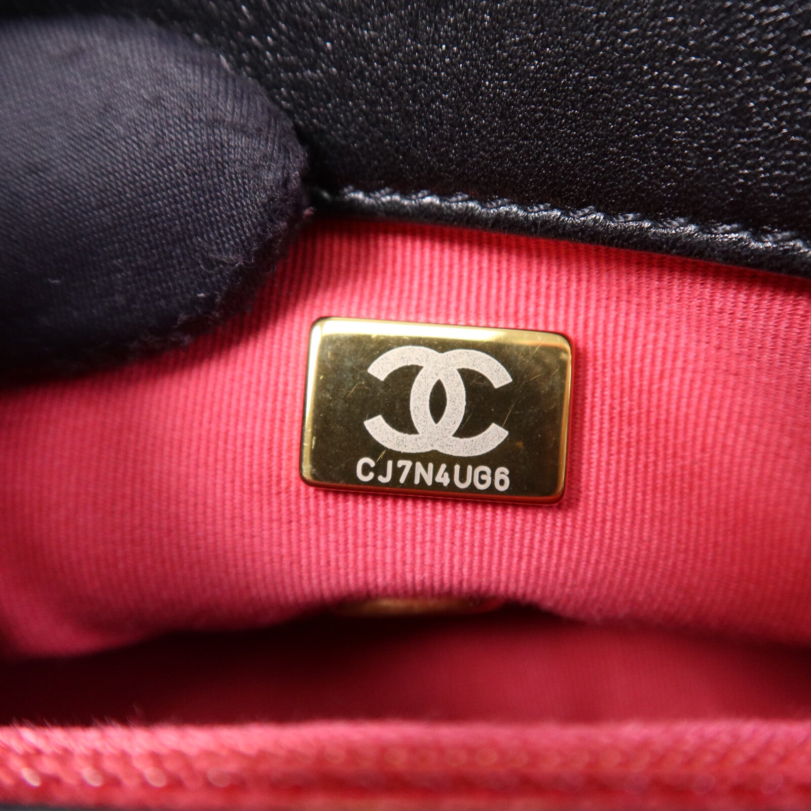CHANEL 羊皮皮革Chain Shoulder金扣鏈帶肩背袋