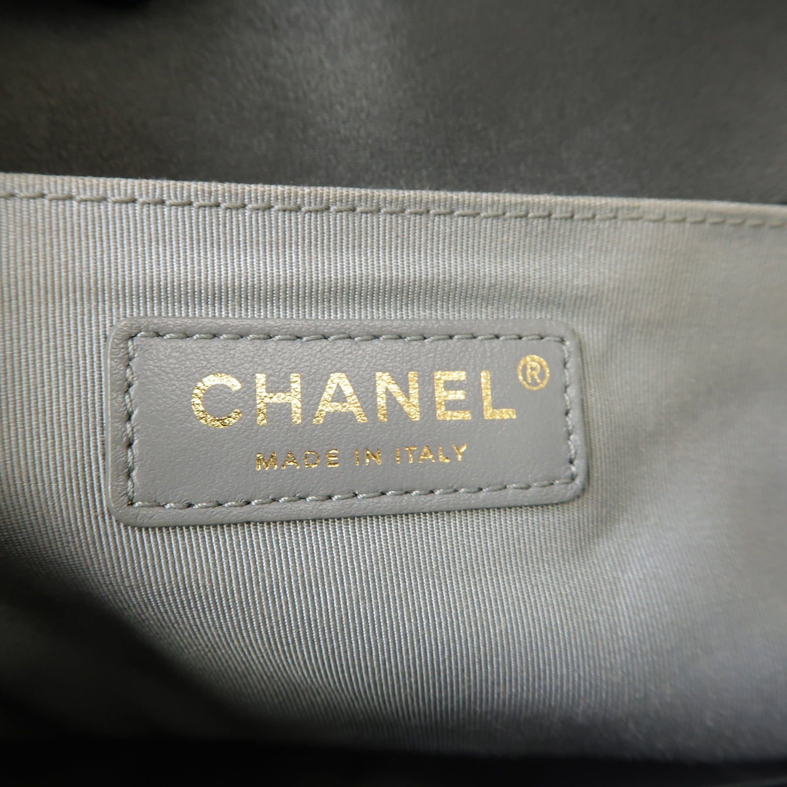 CHANEL 菱格牛皮皮革Boy 25金扣鏈帶肩背袋黒色