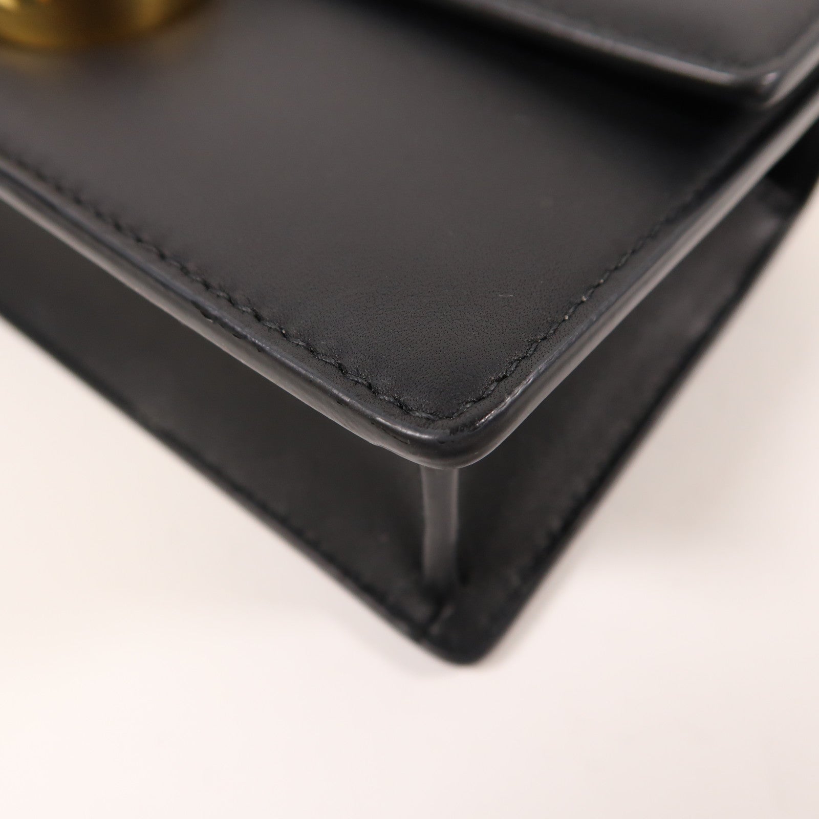 Dior 牛皮皮革30 Montaigne East-West金扣鏈帶肩背袋