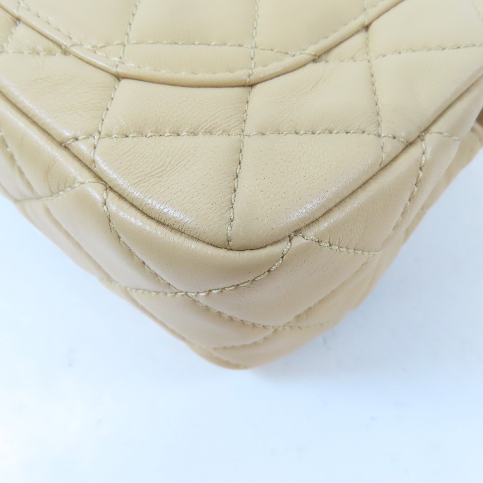 CHANEL 【激減優惠】菱格羊皮皮革Flap Bag金扣鏈帶肩背袋米色
