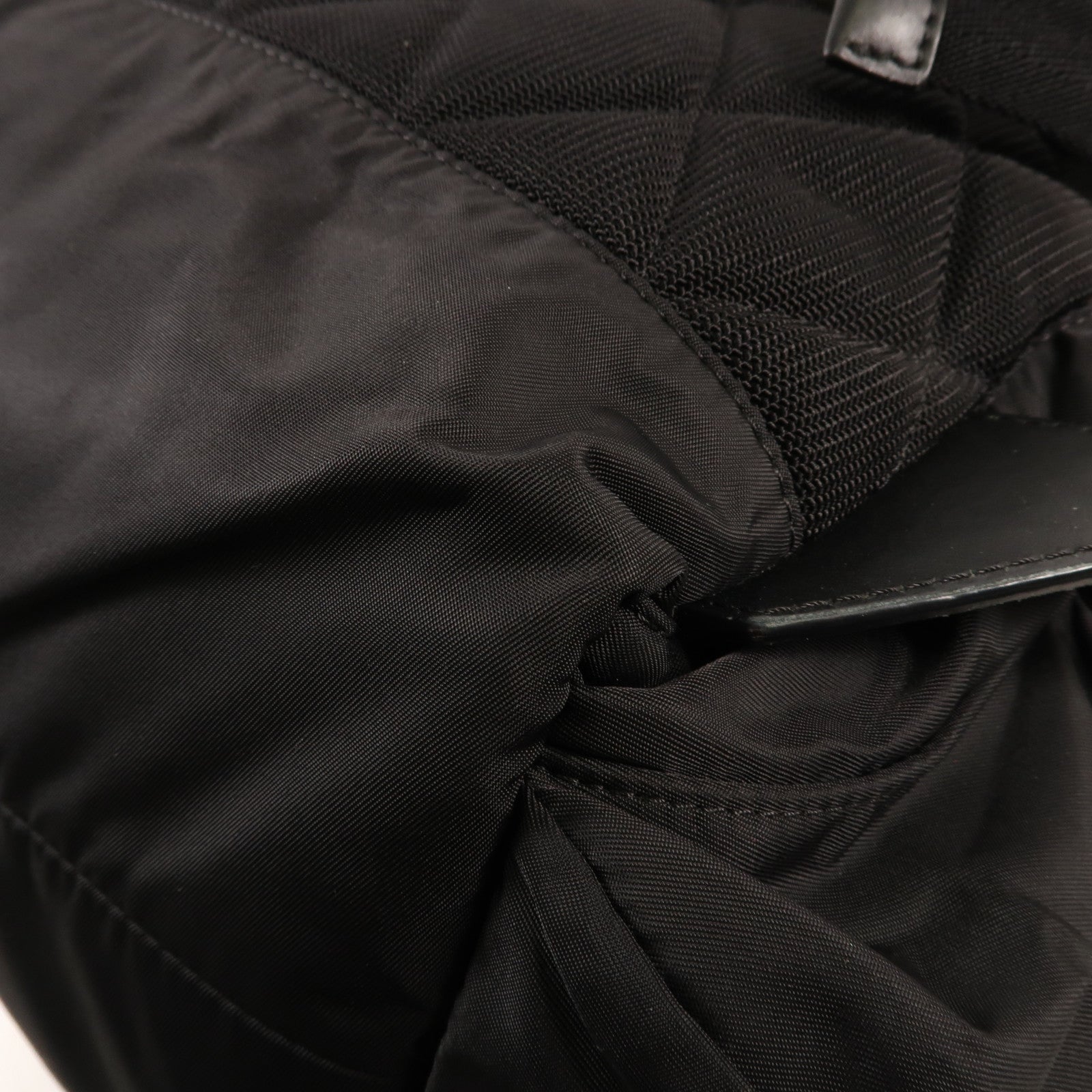 BURBERRY 尼龍Backpack銀扣背包