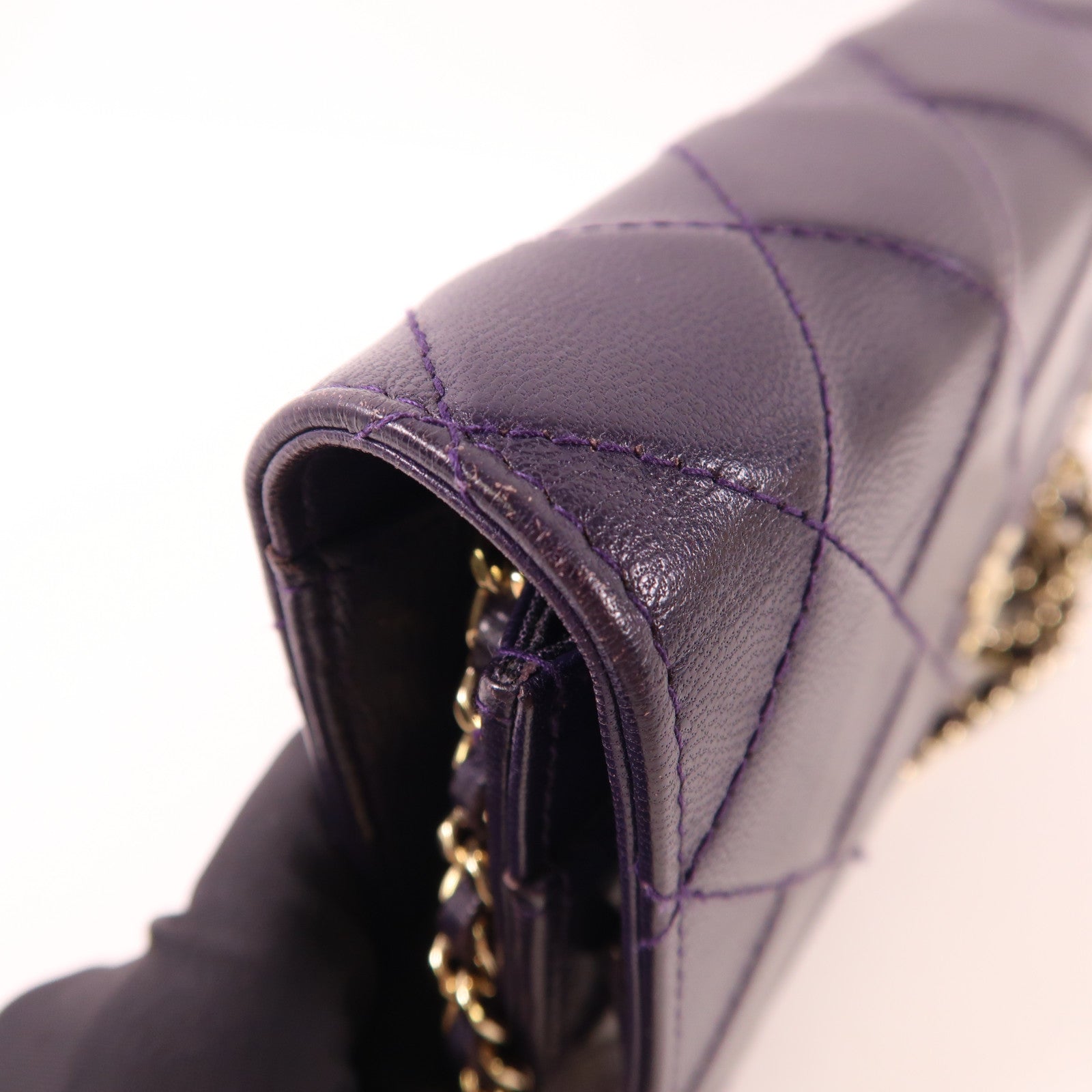 CHANEL 牛皮皮革WOC Wallet On Chain金扣鏈帶肩背袋
