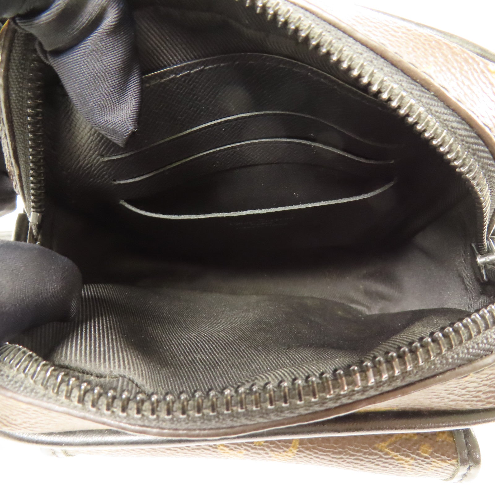 LOUIS VUITTON Monogram Macassar Christopher Wearable Wallet肩背袋