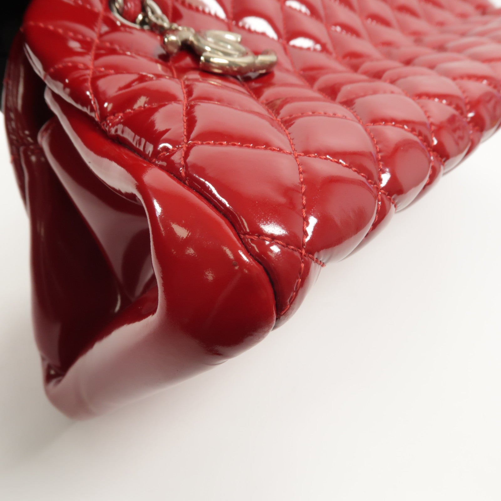 CHANEL 漆皮皮革Shoulder Bag鏈帶肩背袋
