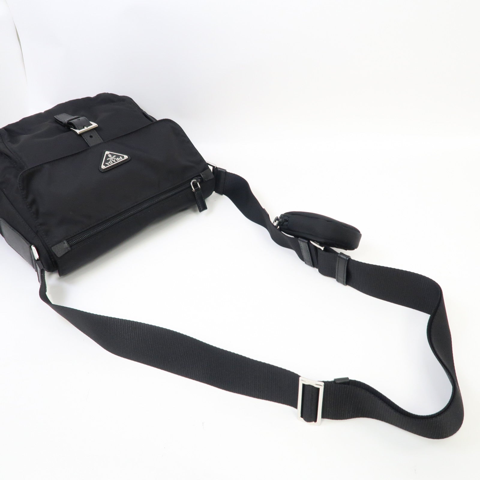 PRADA 尼龍Crossbody Shoulder Bag銀扣肩背袋黑色