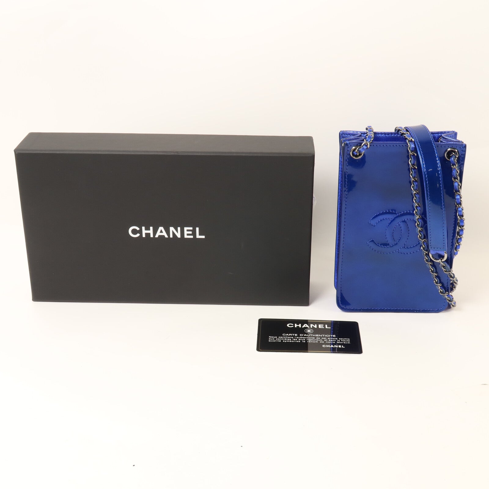 CHANEL 漆皮皮革Phone Holder鏈帶肩背袋