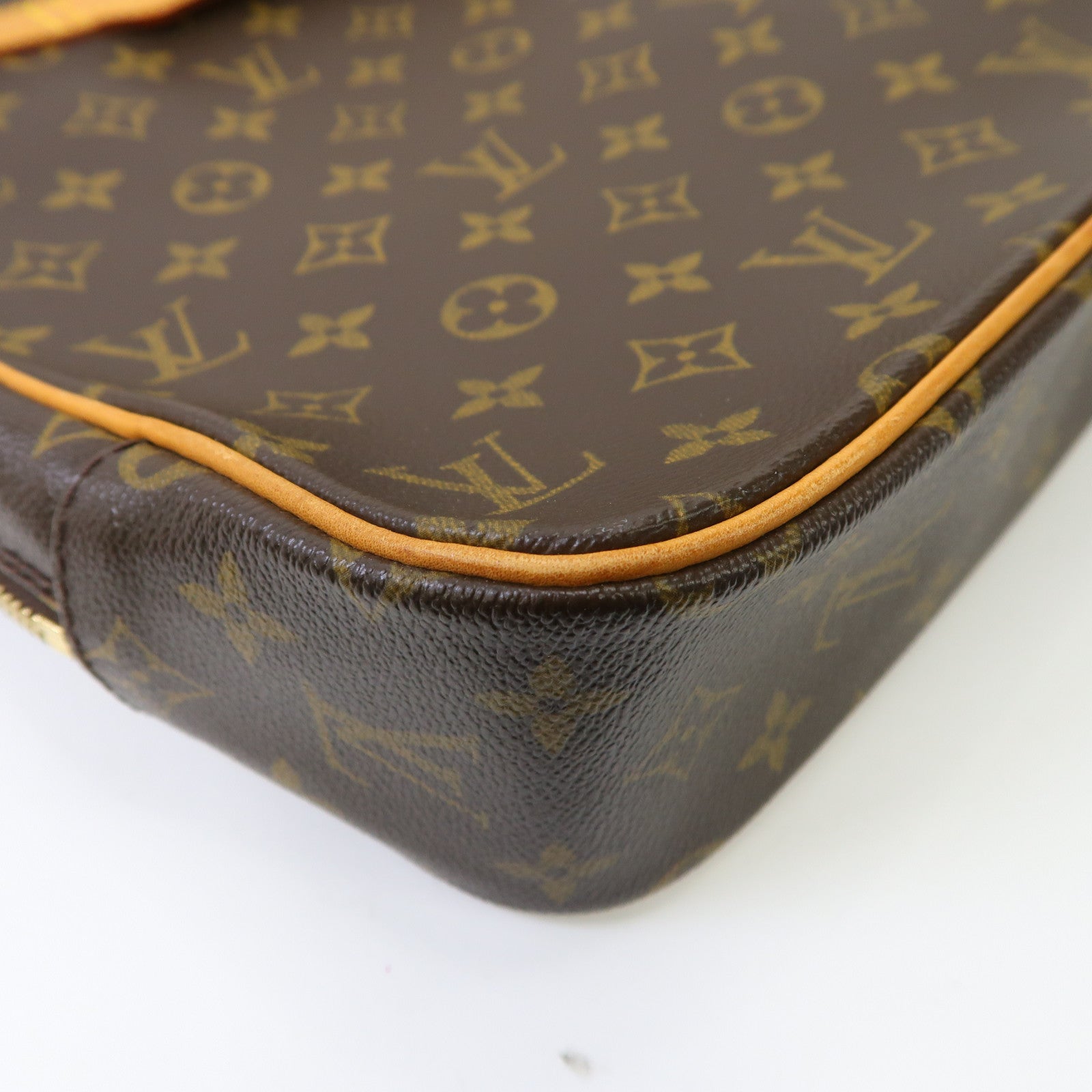 LOUIS VUITTON Monogram Porte-Documents Pega金扣手挽袋啡色