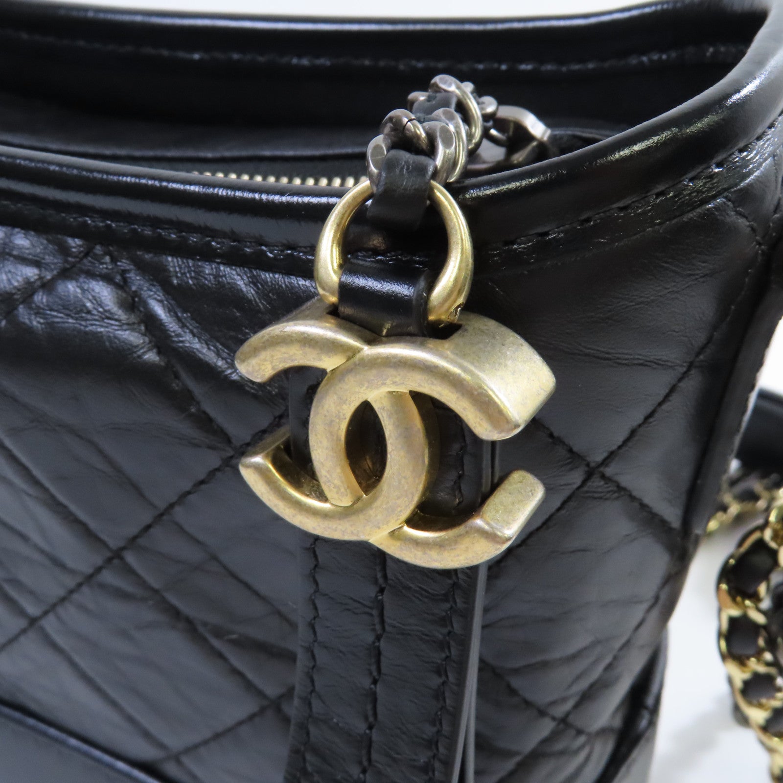 CHANEL 菱格牛皮皮革Gabrielle Small Chain Shoulder Bag鏈帶肩背袋黑色